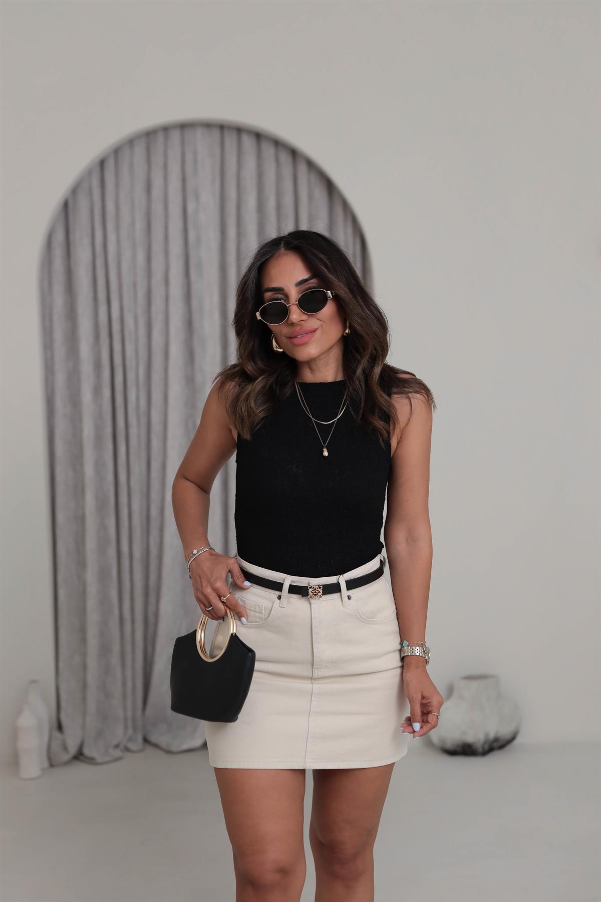 1016 Kayık Yaka Dantel Bluz SİYAH