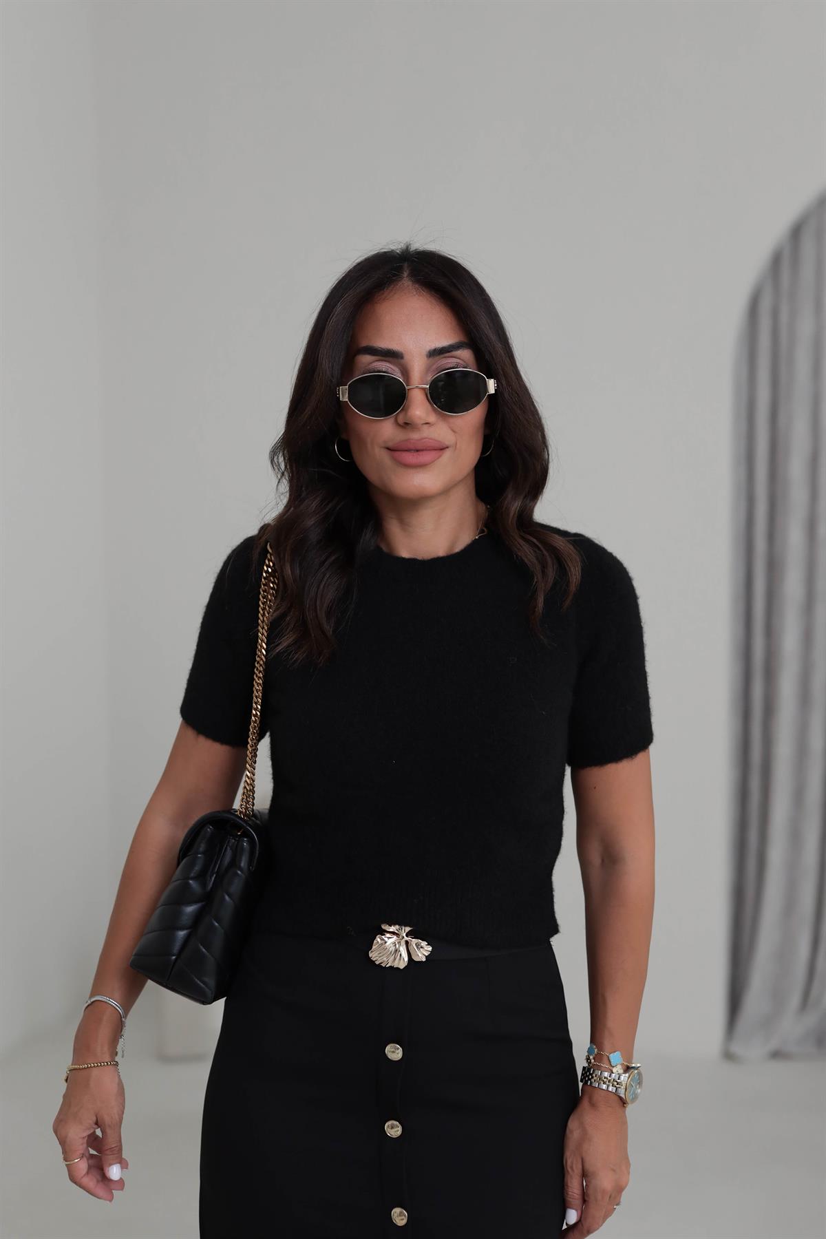 0651 Bisiklet Yaka Yumuşak Dokulu Kısa Kol Triko Kazak SİYAH