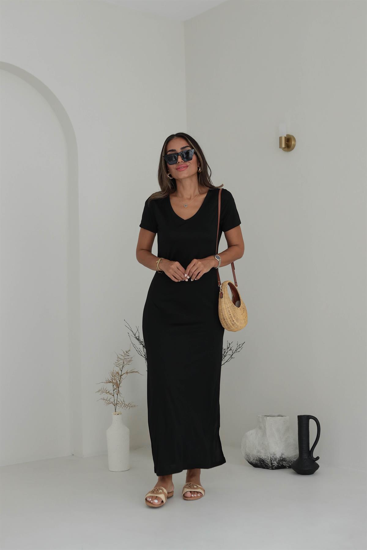 V Yaka Yanları Yırtmaçlı Modal Elbise