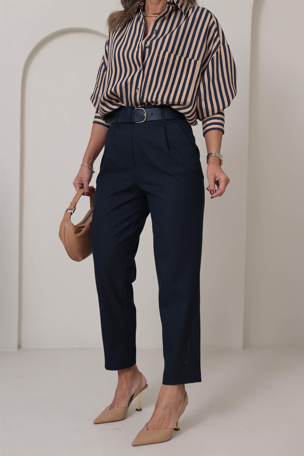 1570 Kemerli Dokuma Havuç Pantolon LACİVERT