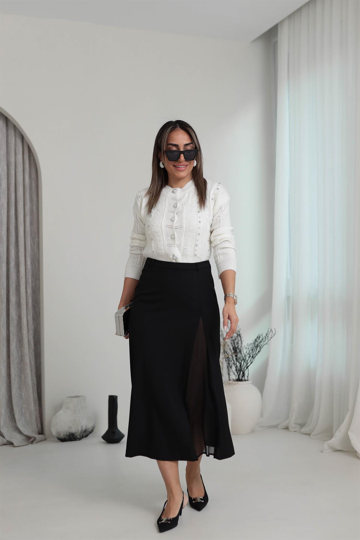 1099 Yırtmaç Ve Tül Detaylı Kumaş Etek SİYAH