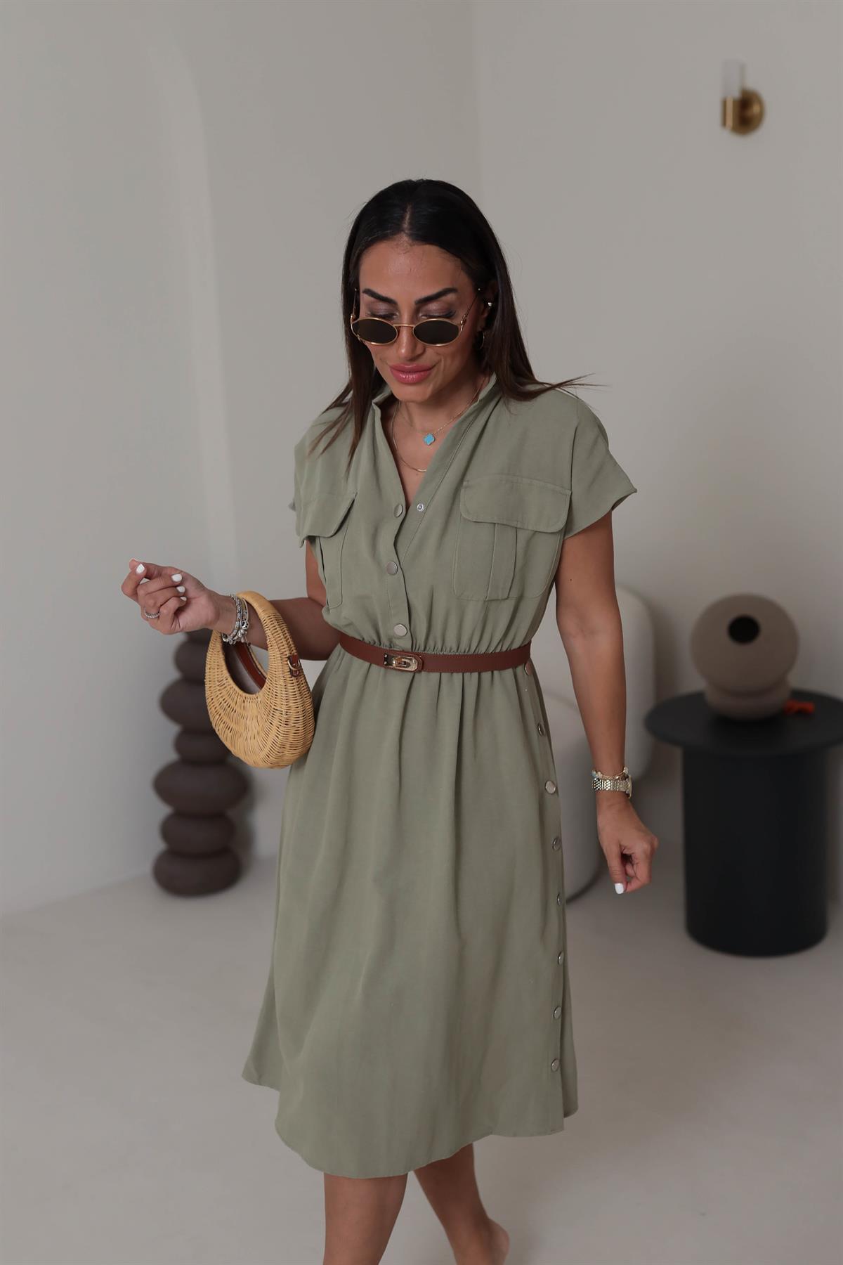 5921 Yan Çıtçıt Detay Elbise HAKİ YEŞİL