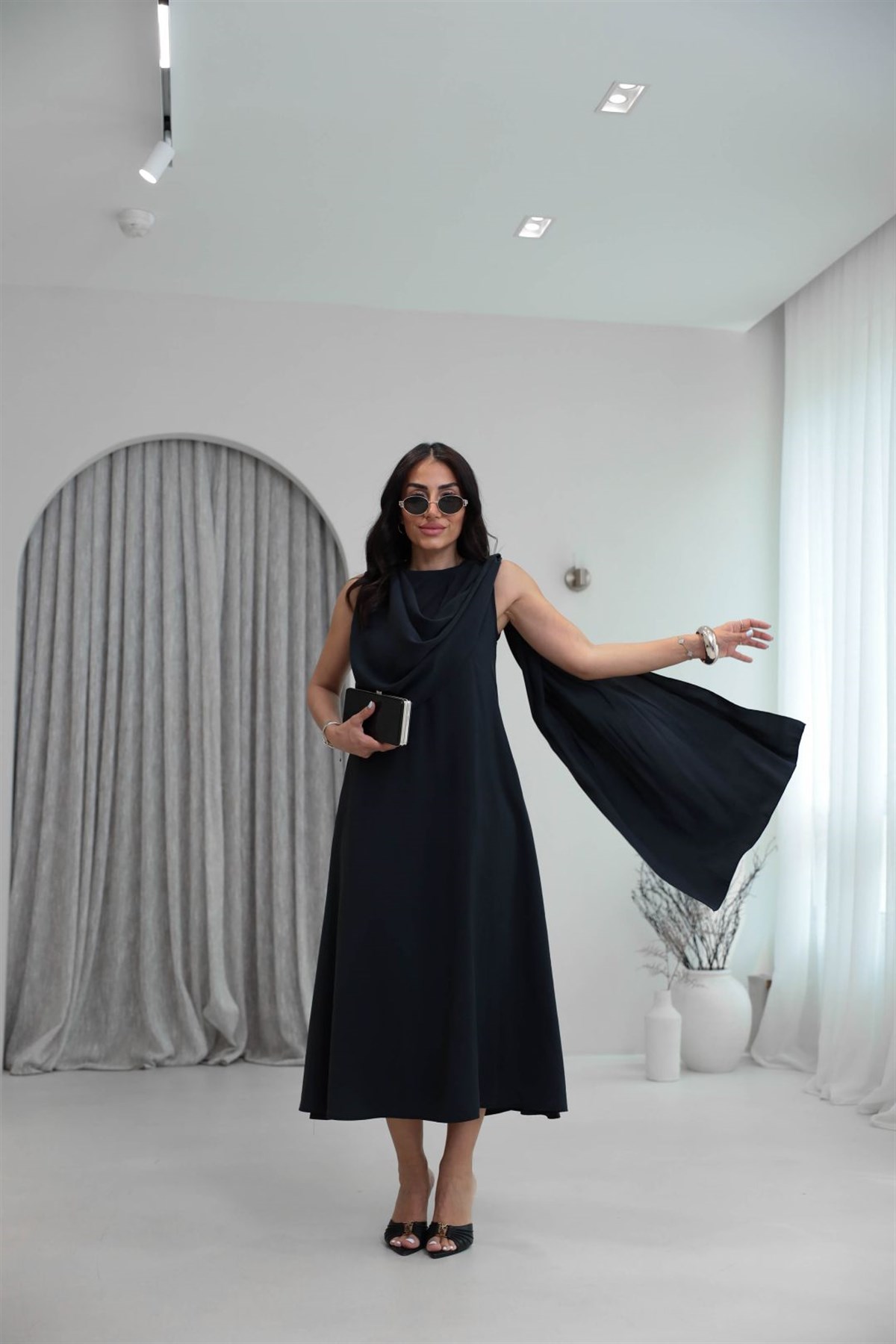 3419 Şal Detaylı Tencel Kumaş Sıfır Kol Elbise SİYAH