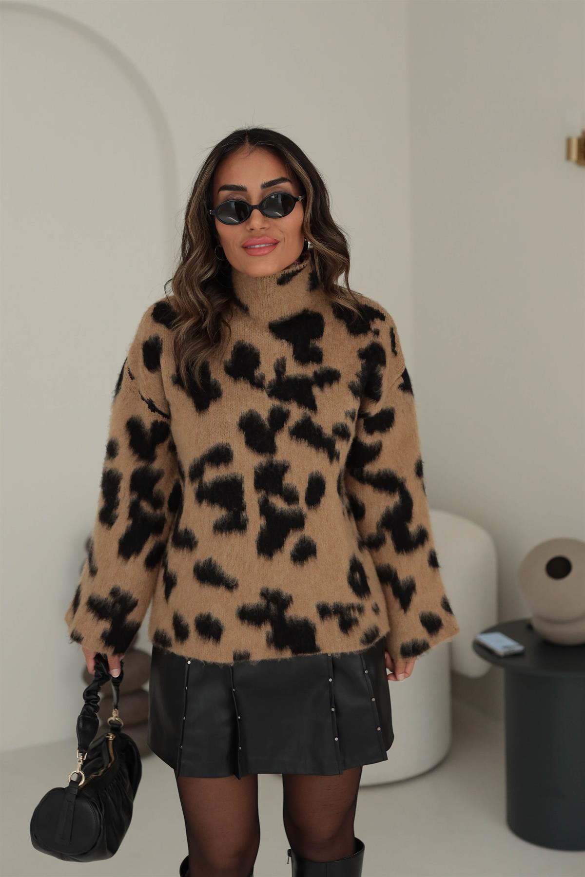 0112 Yarım Balıkçı Yumoş Leopar Kazak