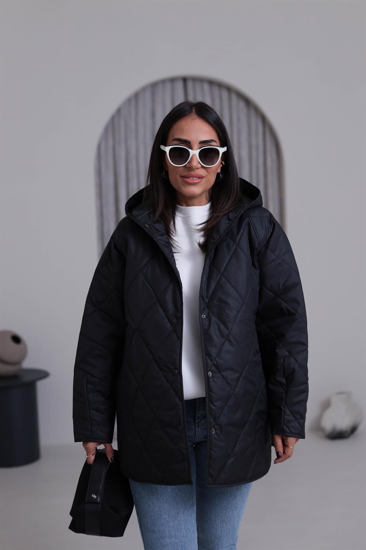 4211 Kapitone Kapşonlu Oversize Mont SİYAH