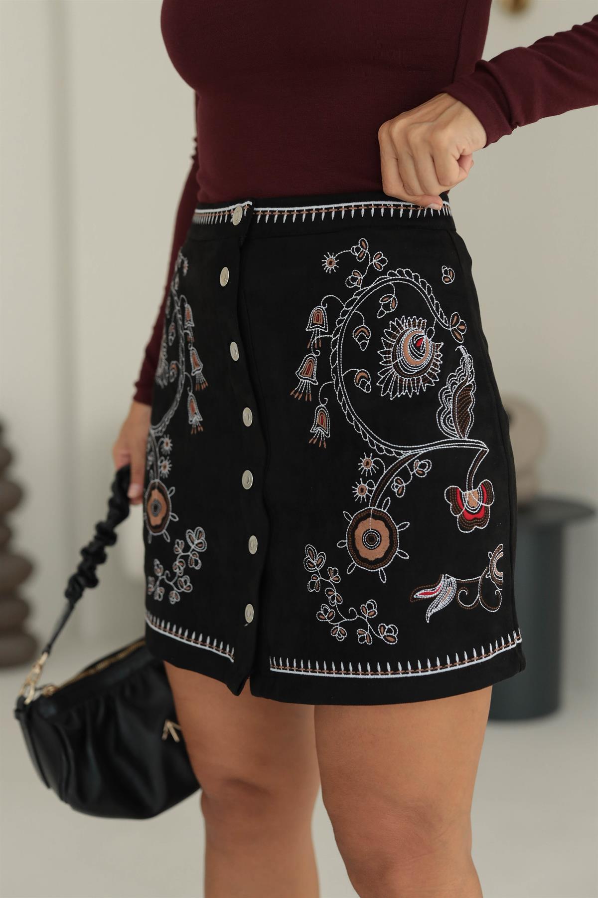 5254 Nakış Detay Süet Etek