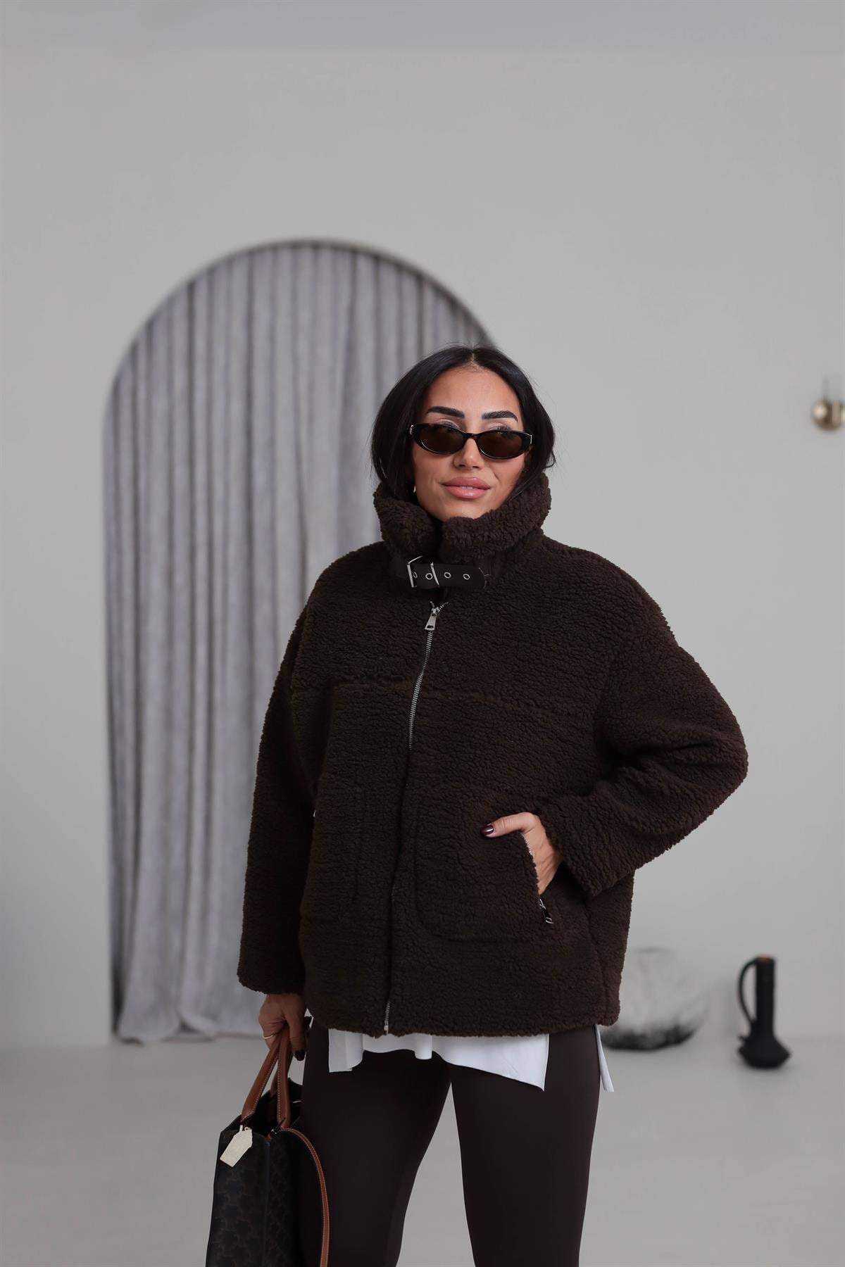 2635 Yaka Kemer Detaylı Fermuarlı Teddy Mont ACI KAHVE