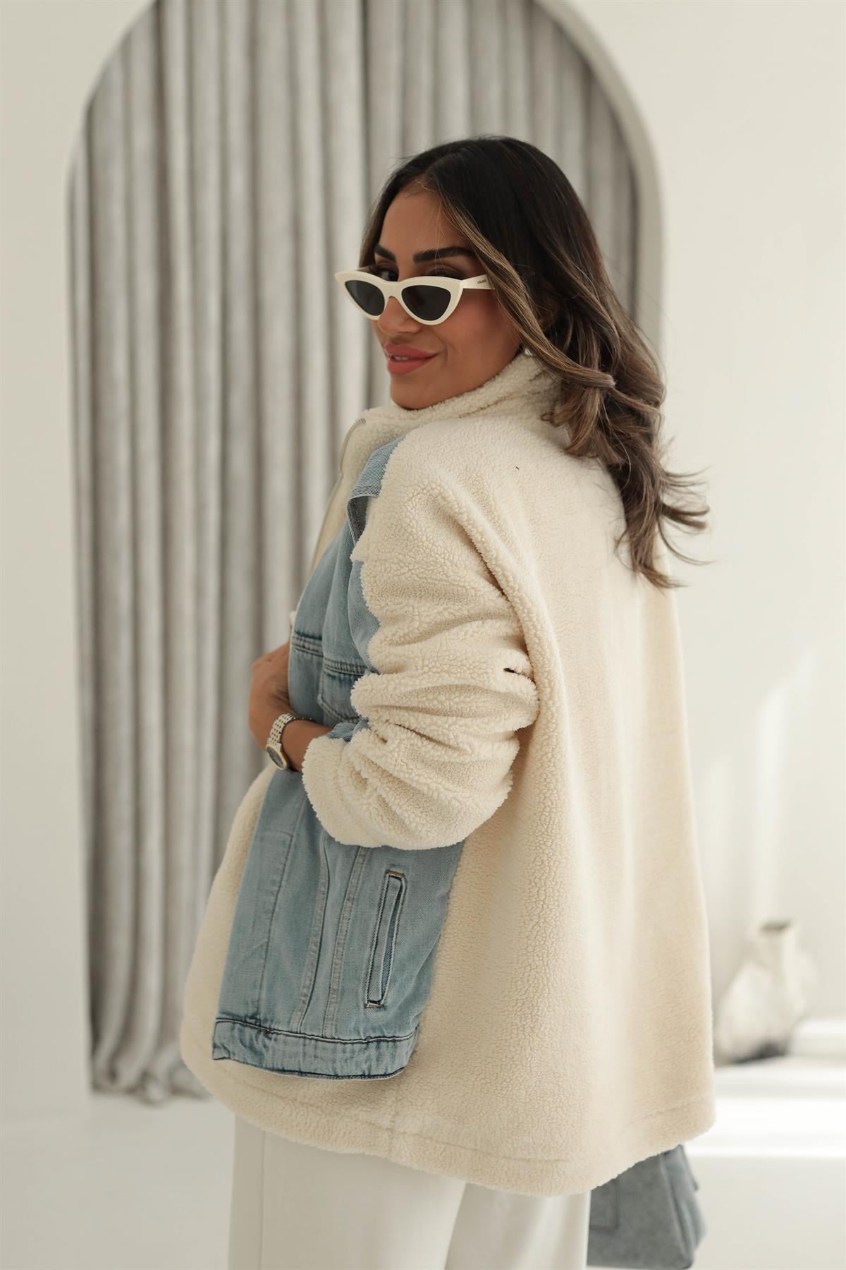 2408 Kot Garnili Peluş Mont