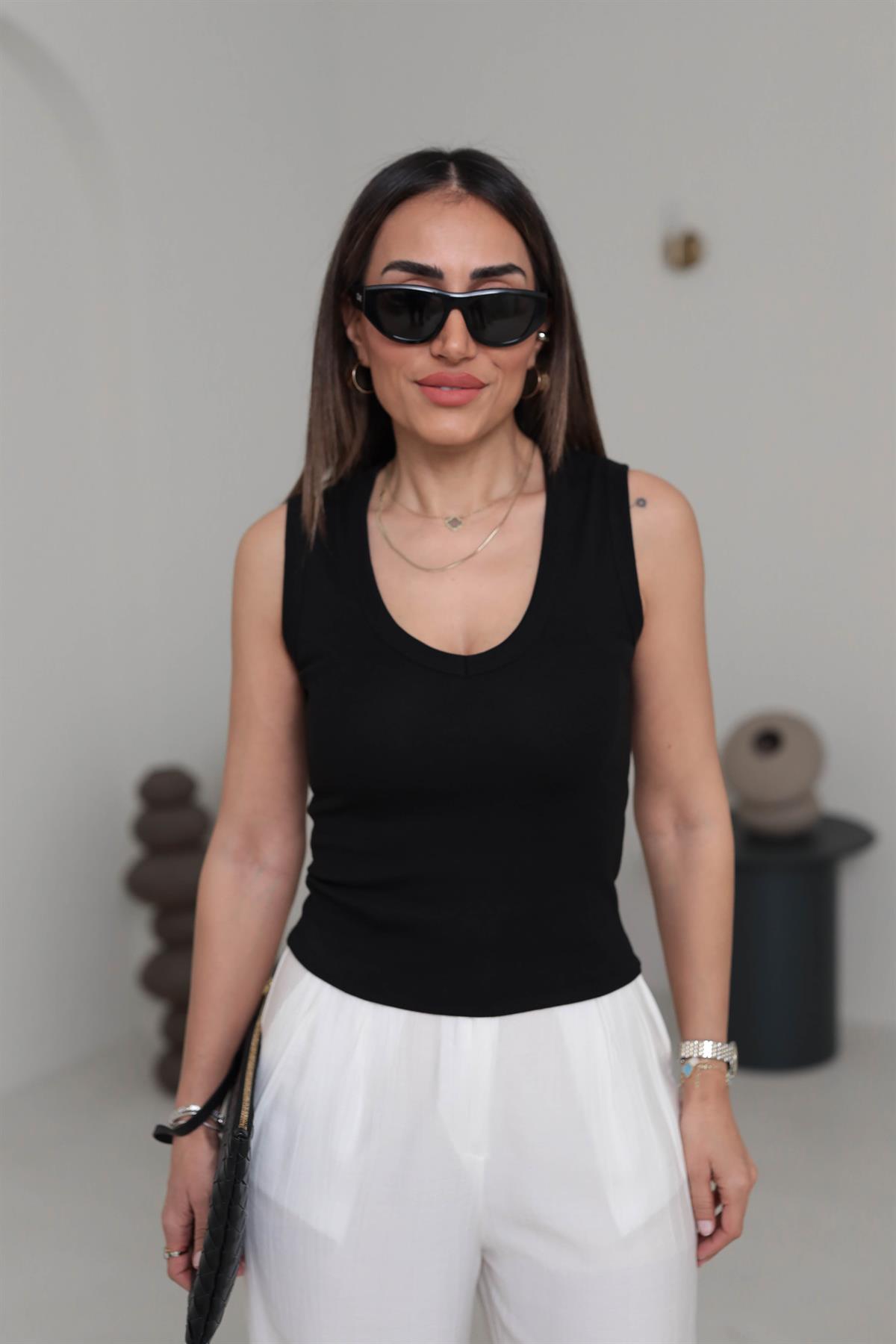 4172 V Yaka Pamuklu Body SİYAH