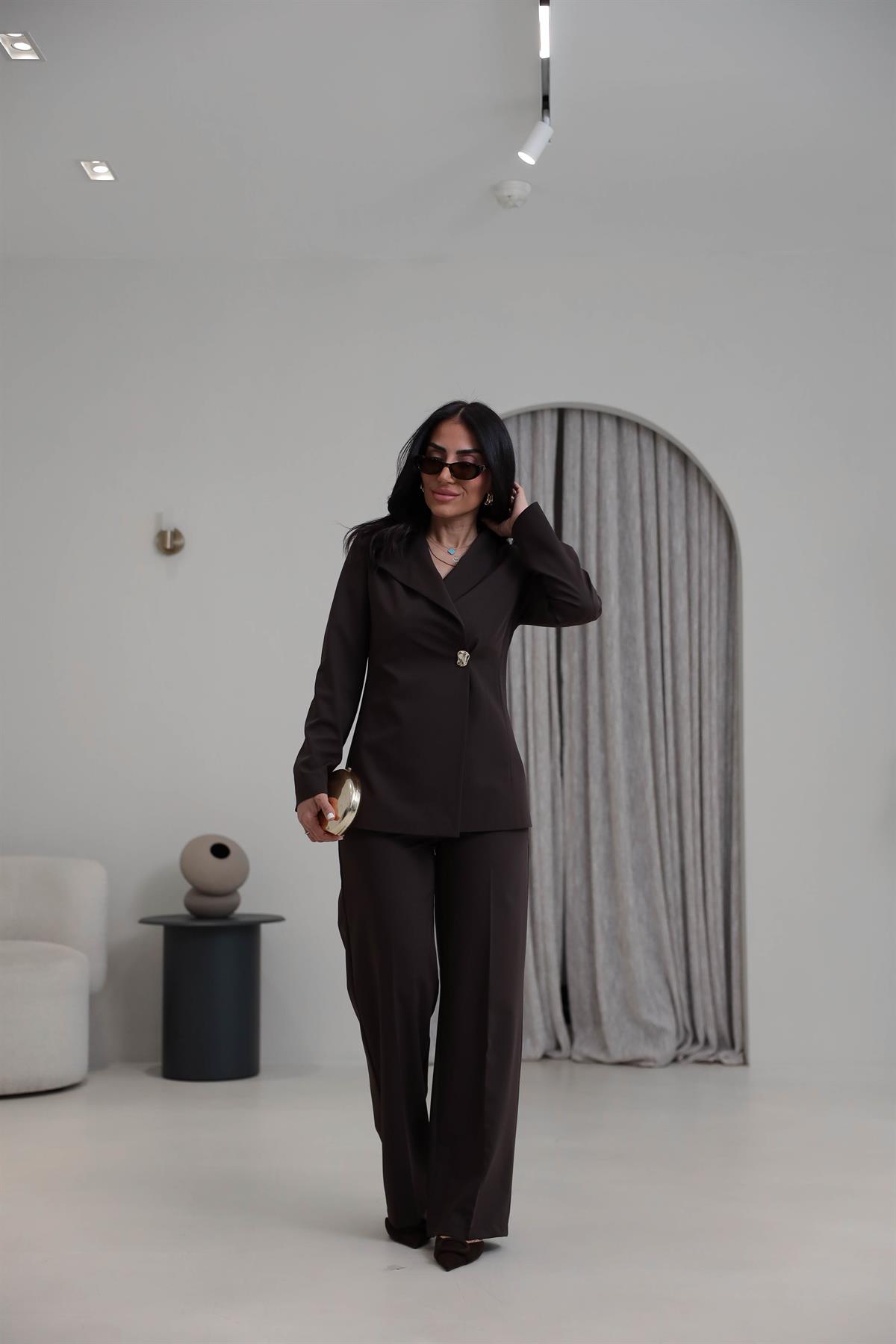 2041 Yaka Detaylı Gold Düğmeli Ceket Pantolon Takım ACI KAHVE