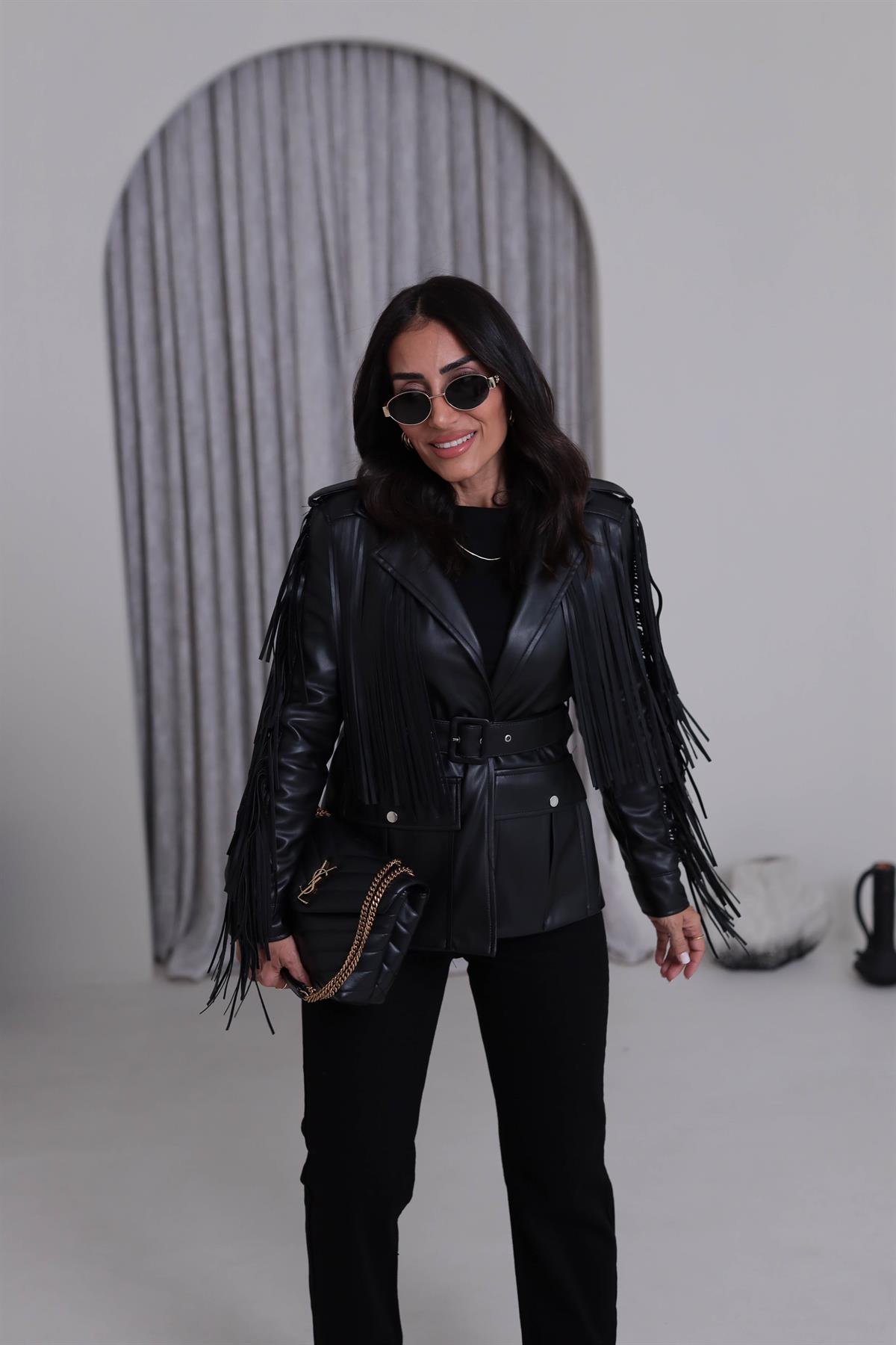 7650 Püsküllü Kemerli Deri Ceket SİYAH