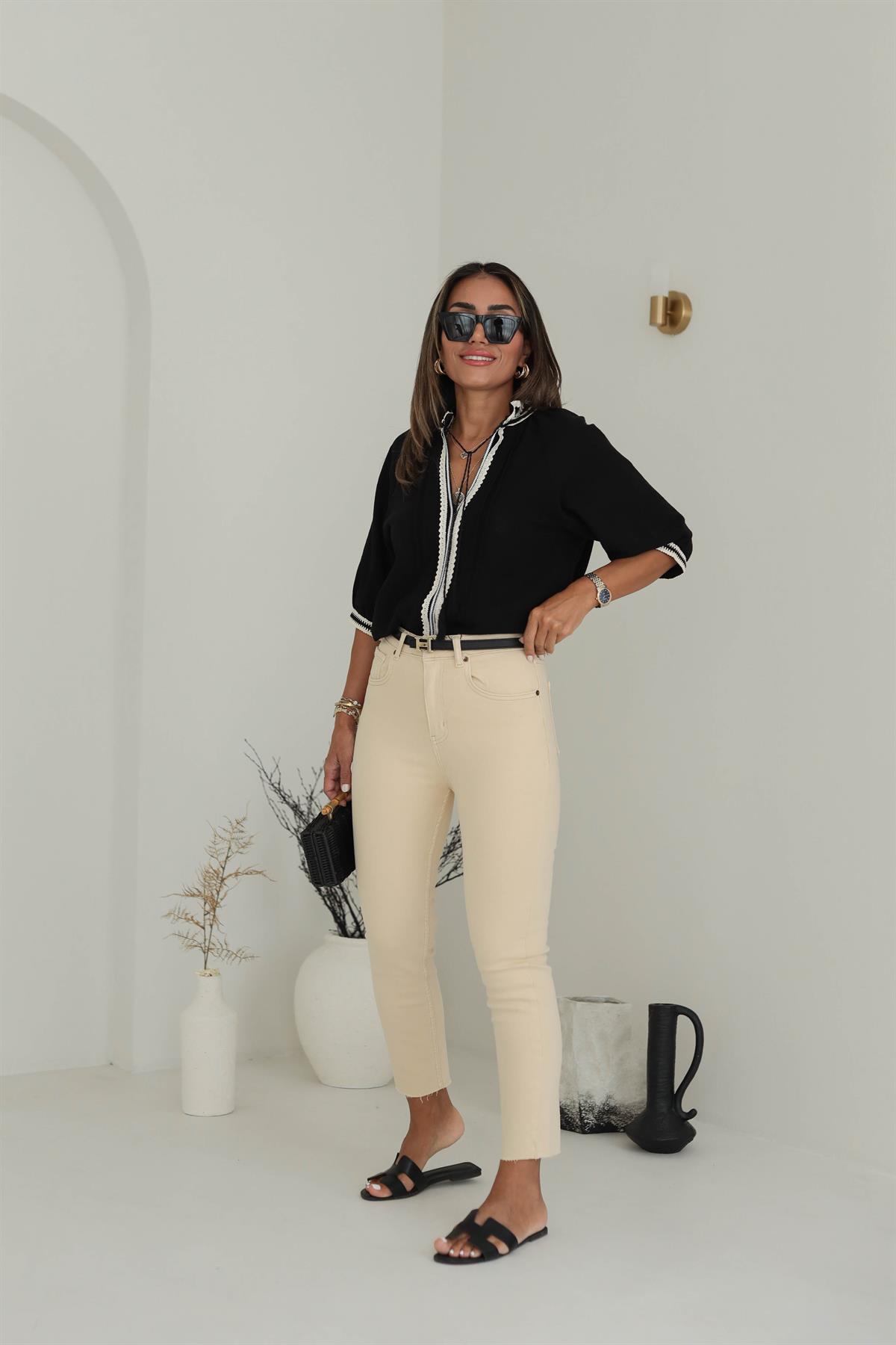 Hakim Yaka Önü Bağlamalı Örgü Detaylı Keten Bluz