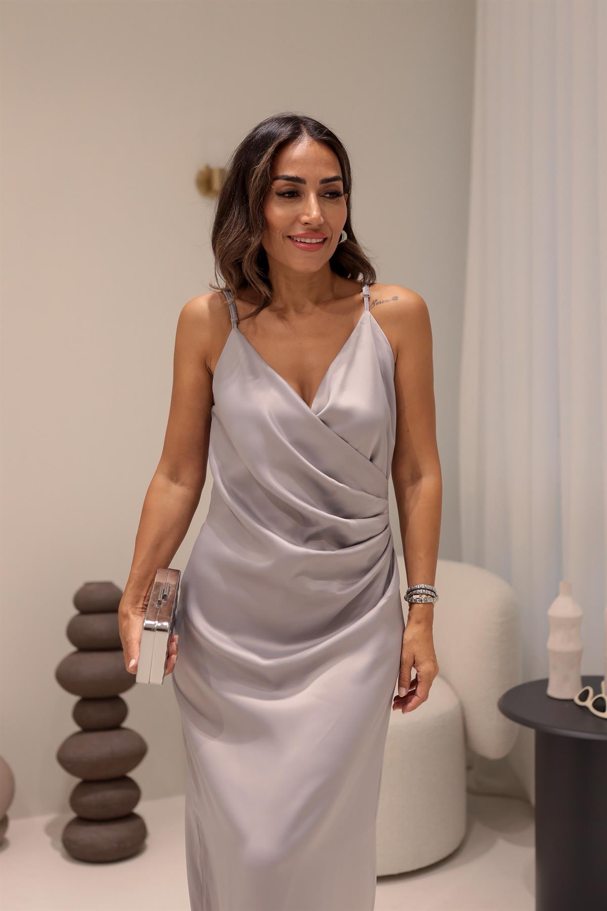 0187 Askılı Drape Detaylı Yırtmaçlı Kruvaze Elbise