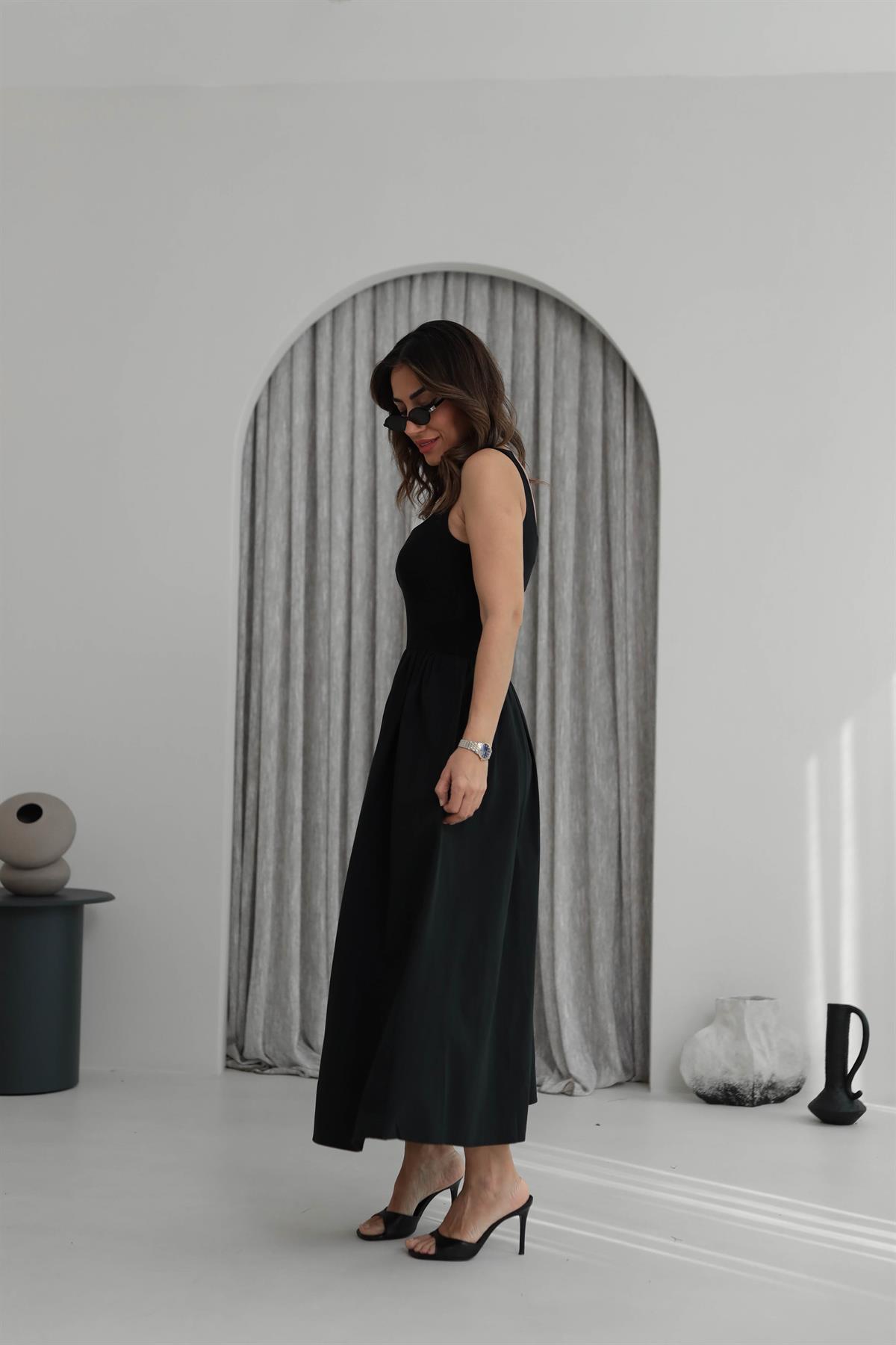 2073 Kare Yaka Askılı Parçalı Poplin Elbise SİYAH