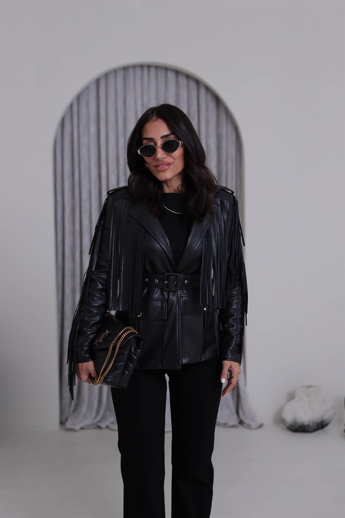 7650 Püsküllü Kemerli Deri Ceket SİYAH