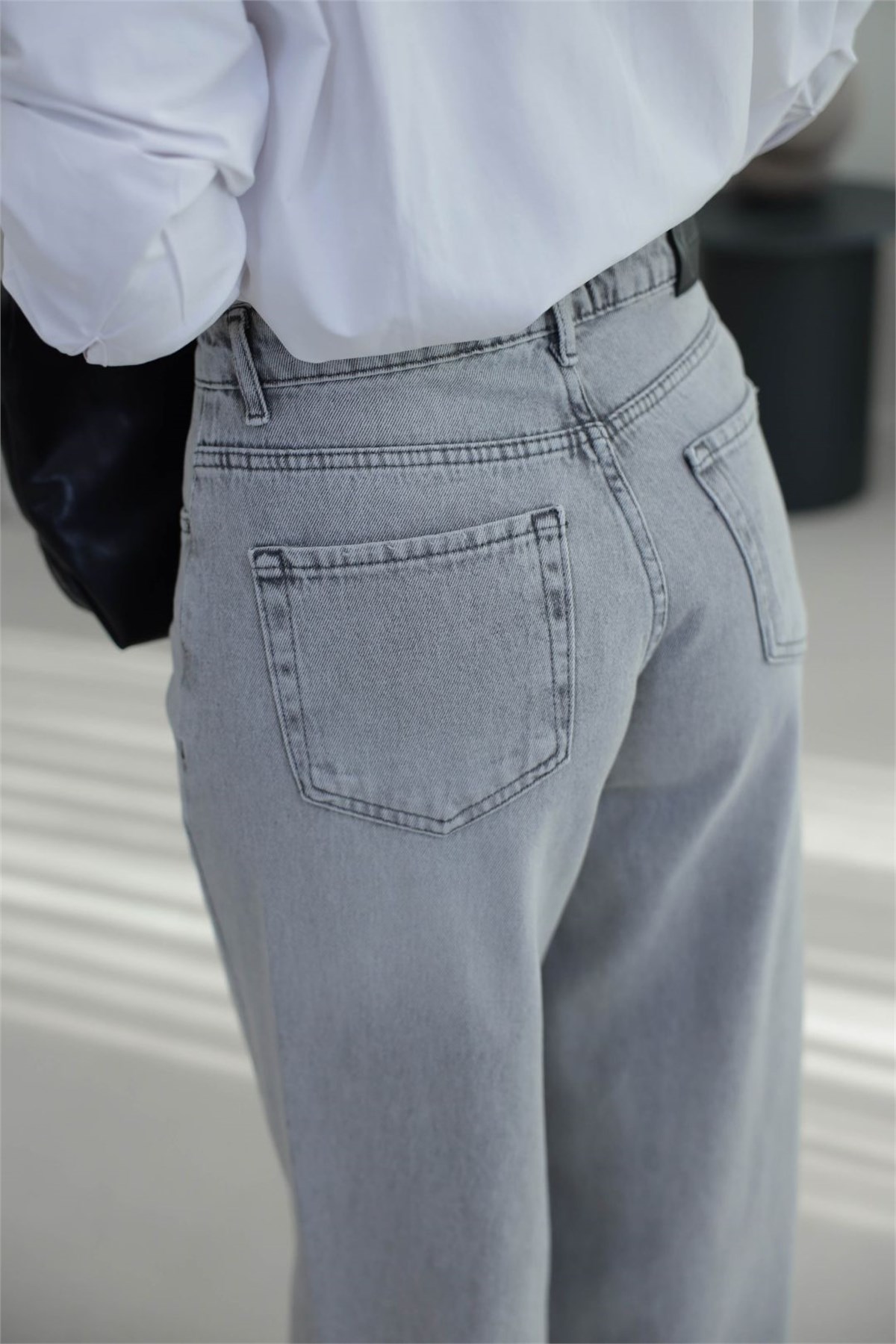 1020 Renk Yıkama Detaylı Wide Leg Denim Pantolon GRİ