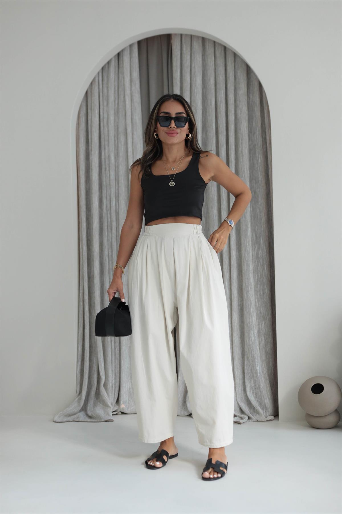 5768 Dalgıç Kumaş  Yuvarlak Yaka Crop Atlet