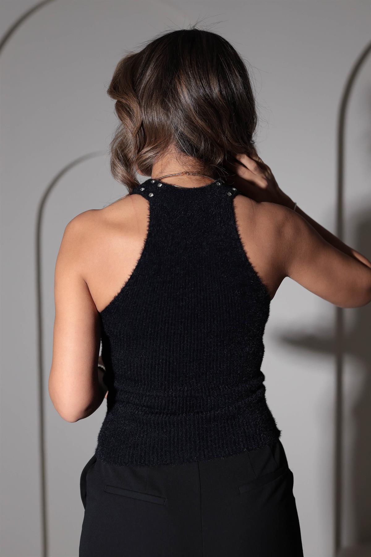 0291 Angora Yakası İncili Taşlı Kolsuz Bluz SİYAH