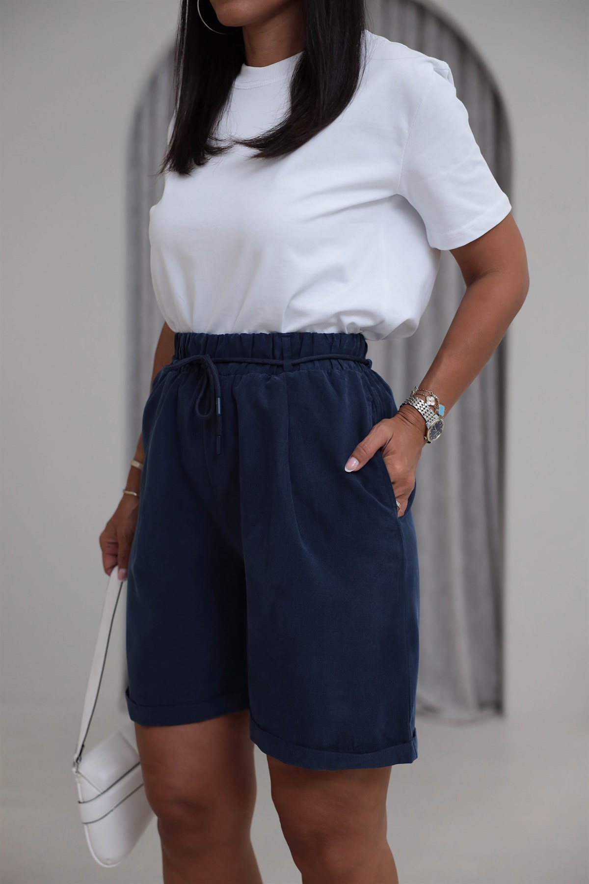 1104 Kordonlu Tencel Gabardin Şort LACİVERT