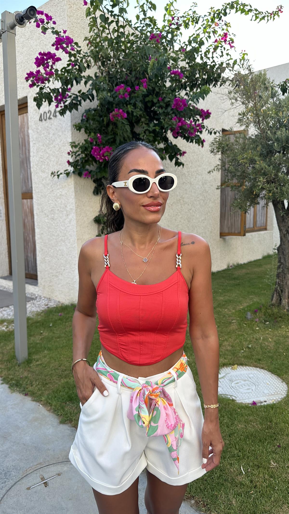 6156 Zincir Detaylı İp Askılı Crop