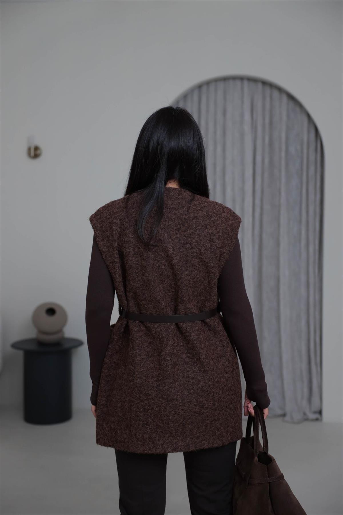 9187 Düğme Ve Kemer Detay Buklet Yelek KAHVE