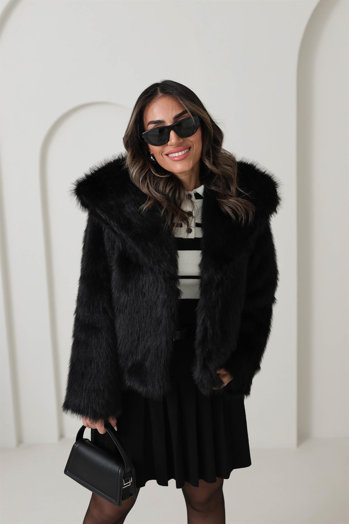 2429 Ara Boy Yakalı Kürk SİYAH