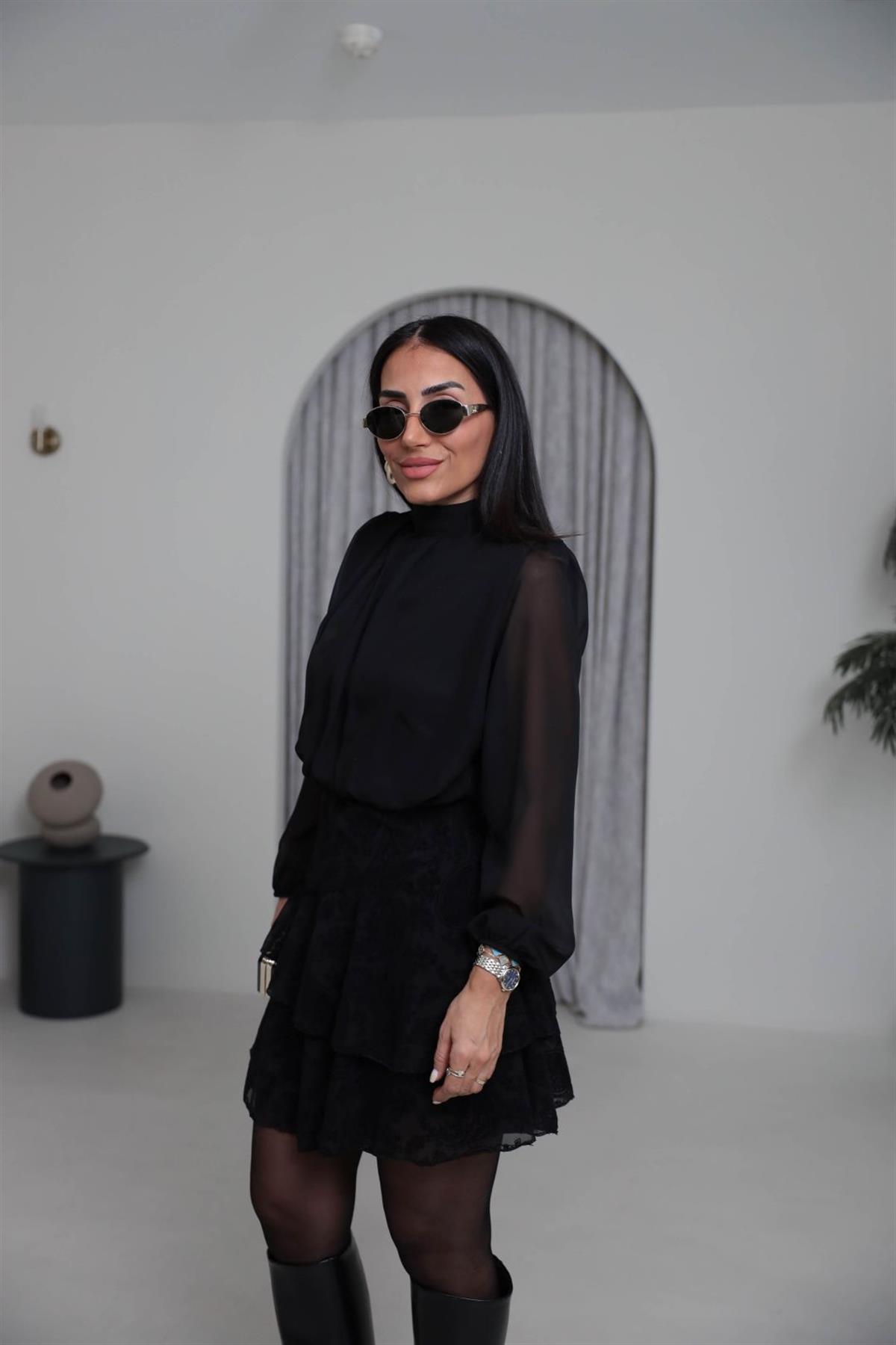 3863 Eteği Flok Baskı Katlı Elbise SİYAH