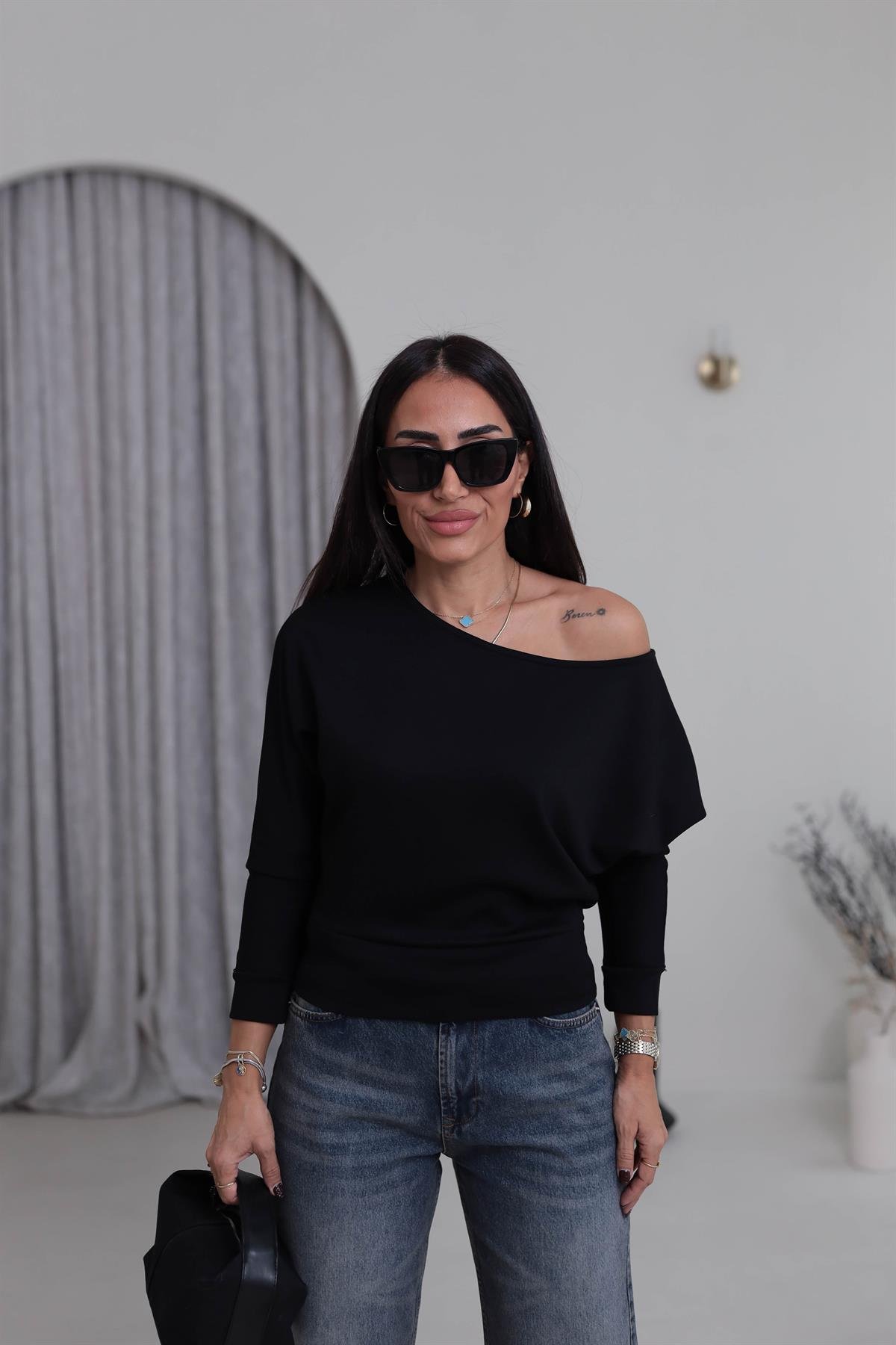 2450 Düşük Omuzlu Modal Kumaş Bluz SİYAH