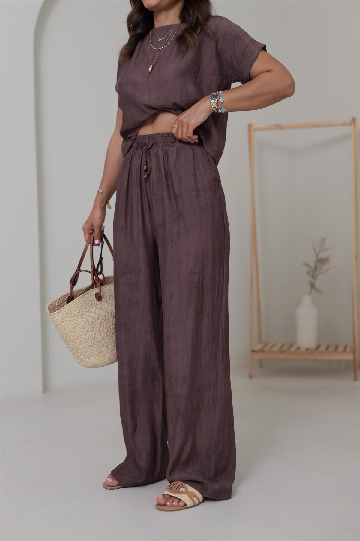 0450 Düşük Omuz Bluz Ve Geniş Paça Pantolon Takım KAHVE