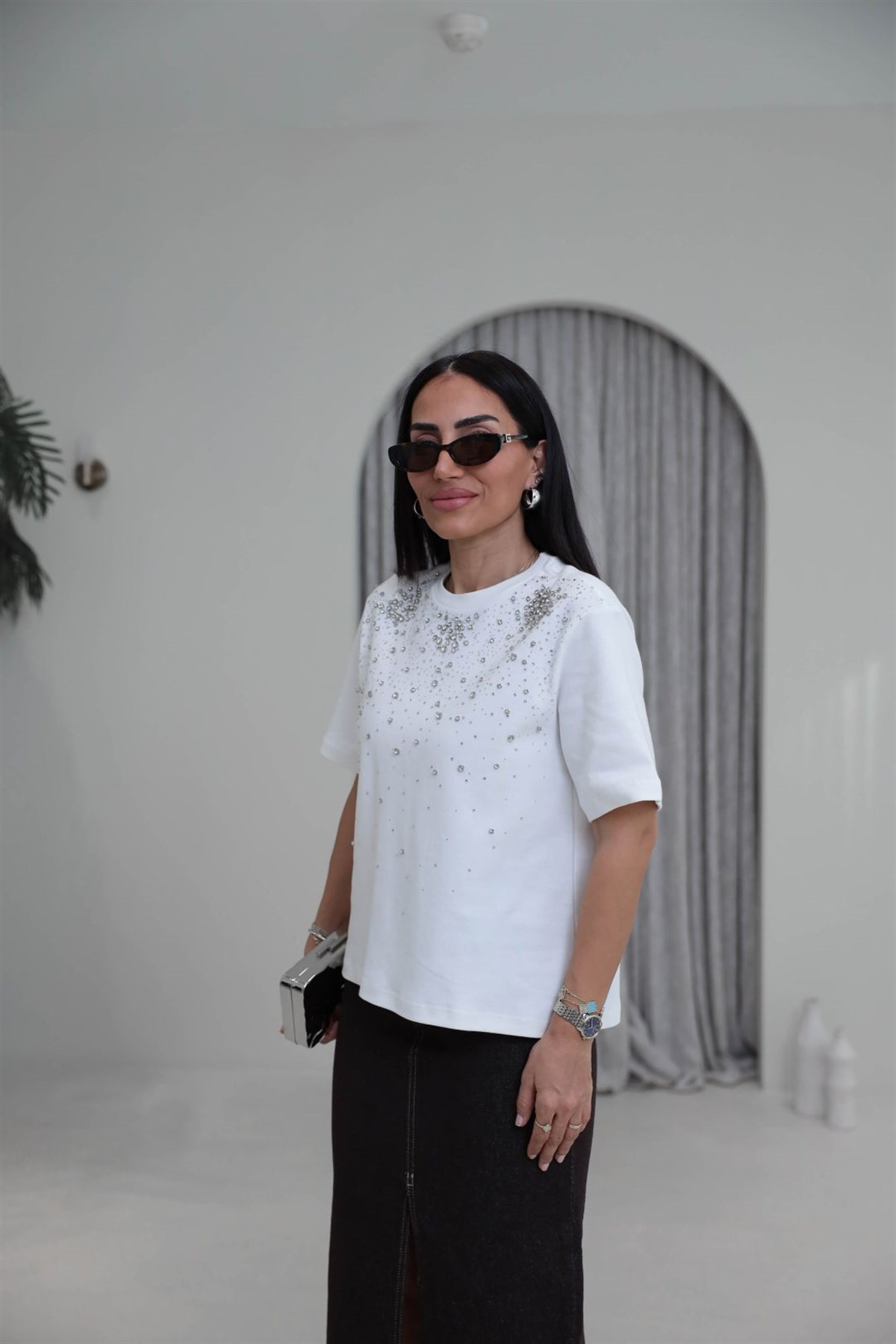 8202 Bisiklet Yaka Dağınık Taş Çakımlı Tshirt EKRU