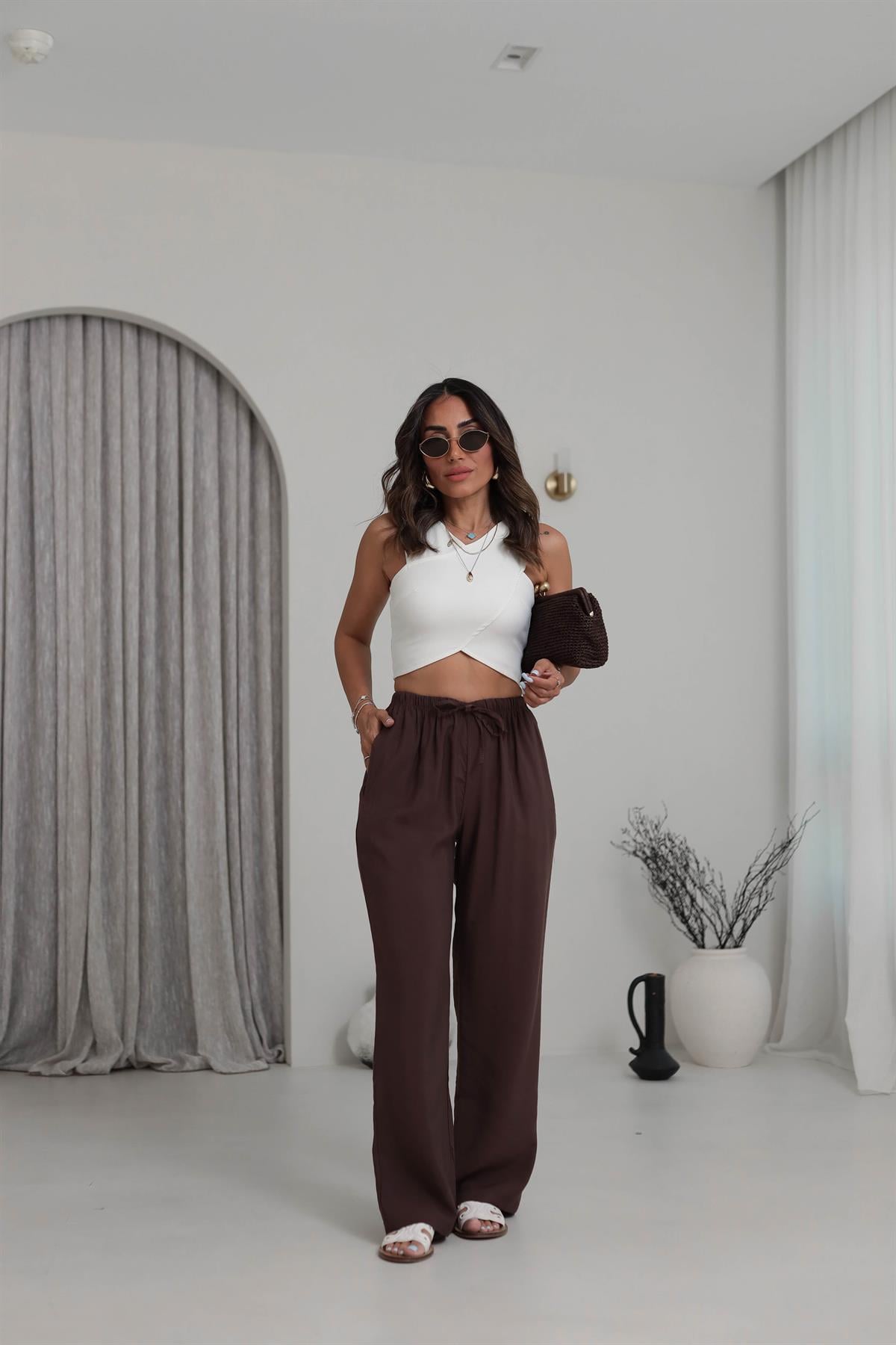 0112 Çapraz Yaka Fermuarlı Büstiyer EKRU