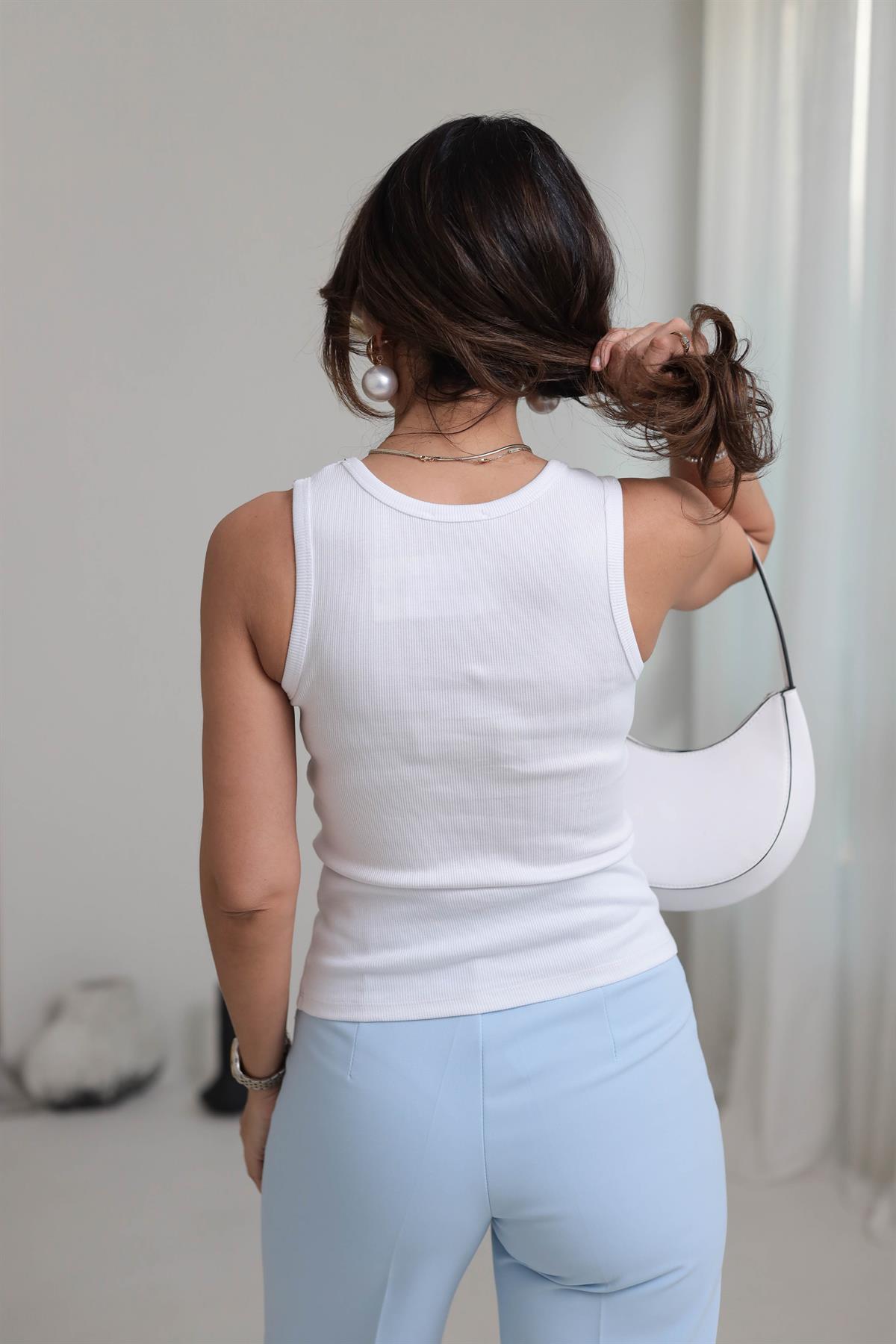 1015 Dağınık Taşlı Atlet BEYAZ