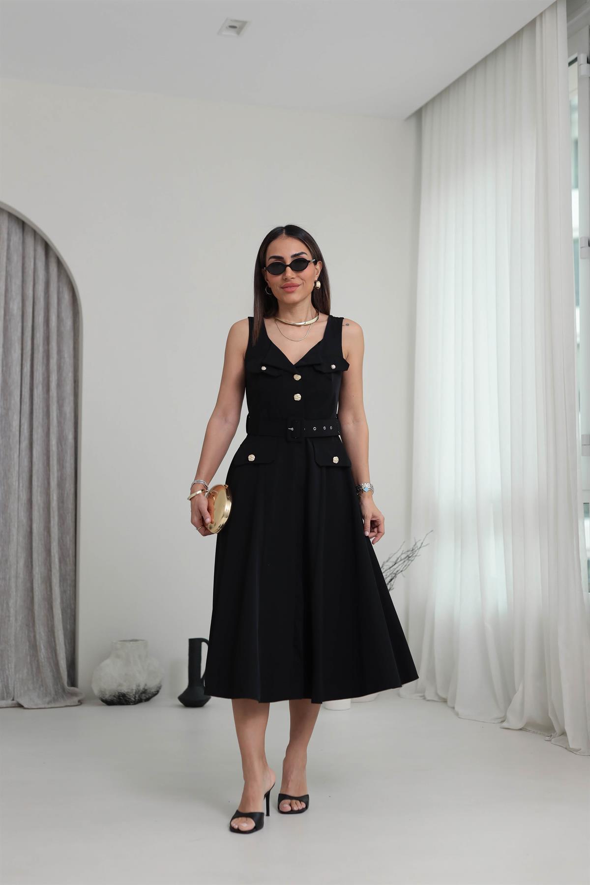 Kare Yaka Gold Düğmeli Cep Kapaklı Elbise SİYAH