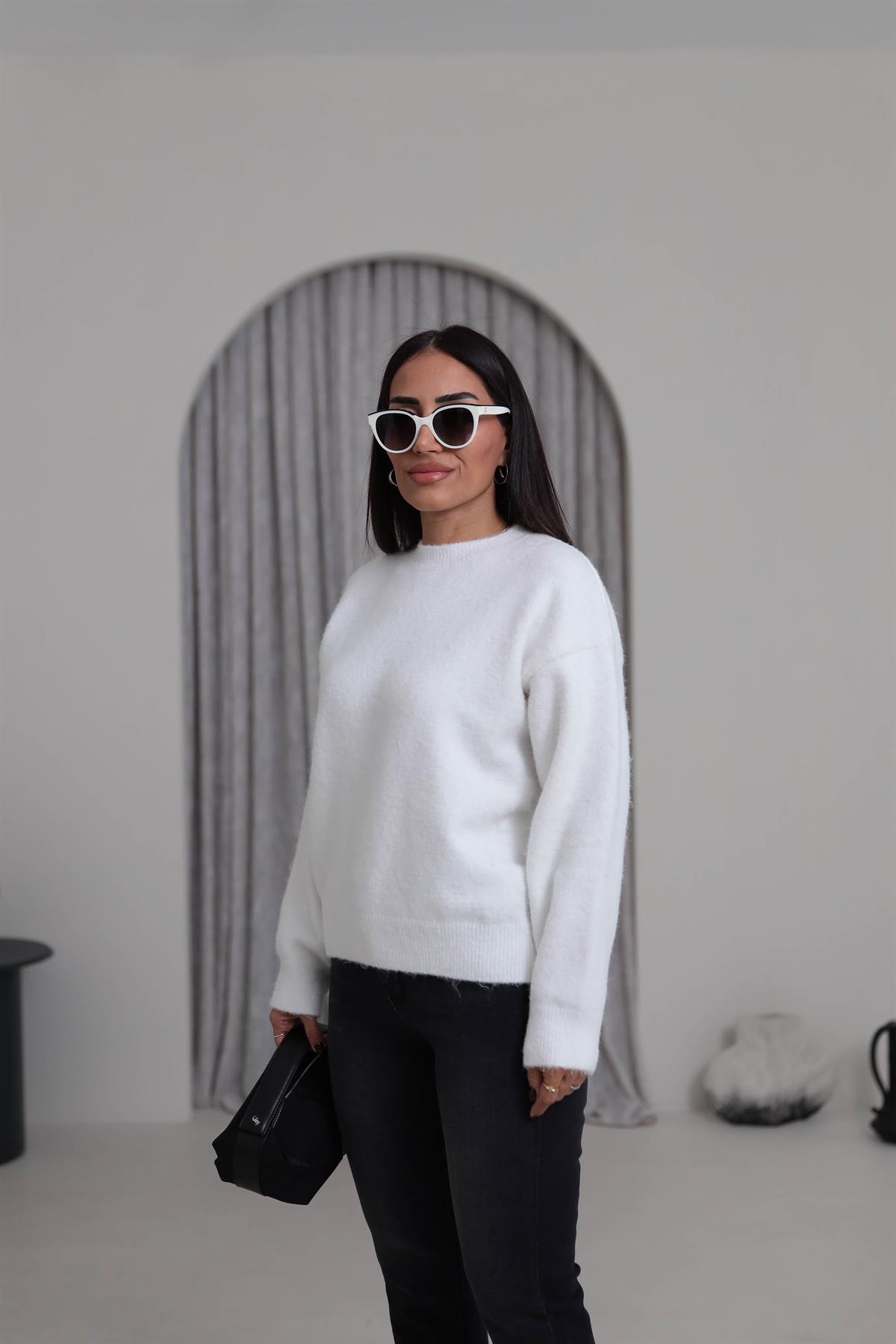 0640 Bisiklet Yaka Yumuşak Dokulu Triko Kazak EKRU