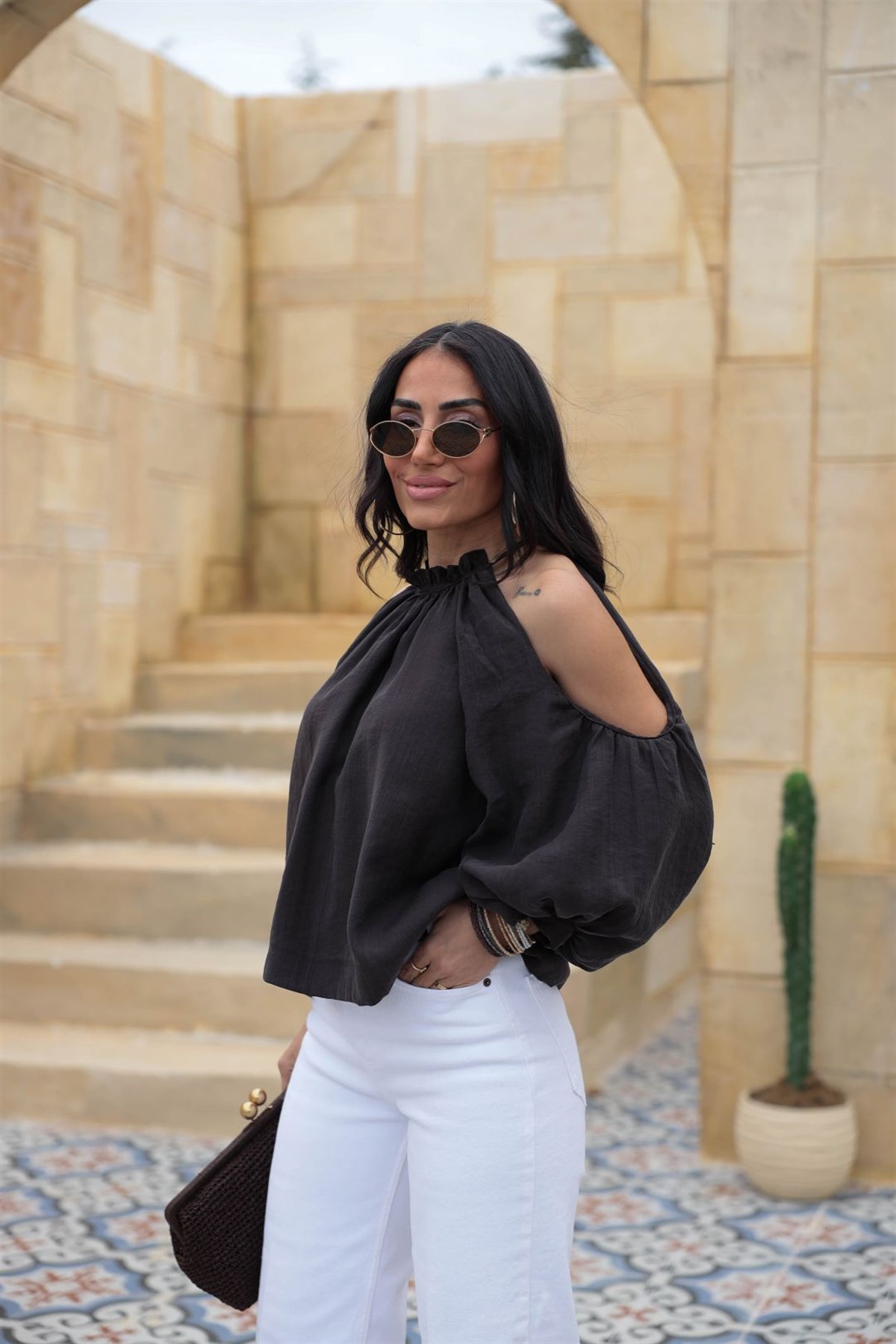 3264 Büzgülü Kol Dekolteli Bluz KAHVE