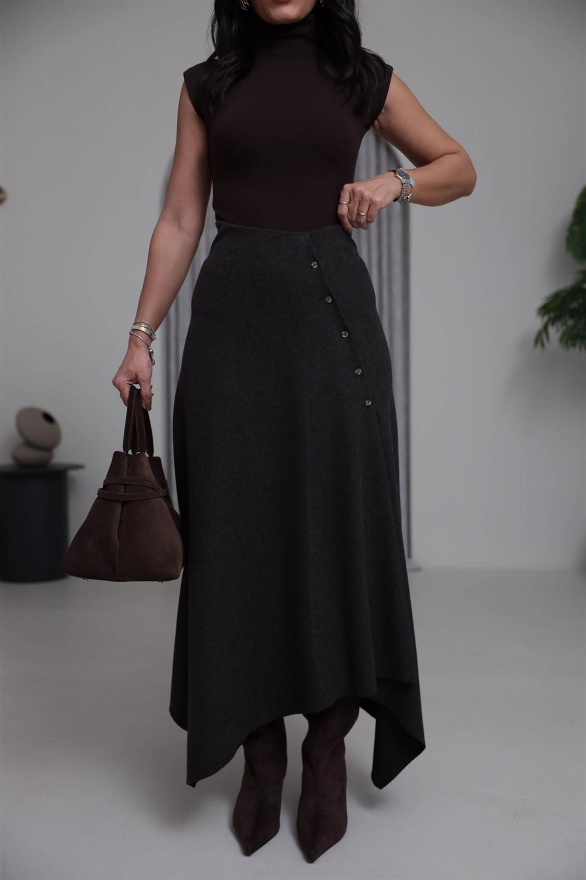 7298 Verev Düğmeli Asimetrik Etek KAHVE
