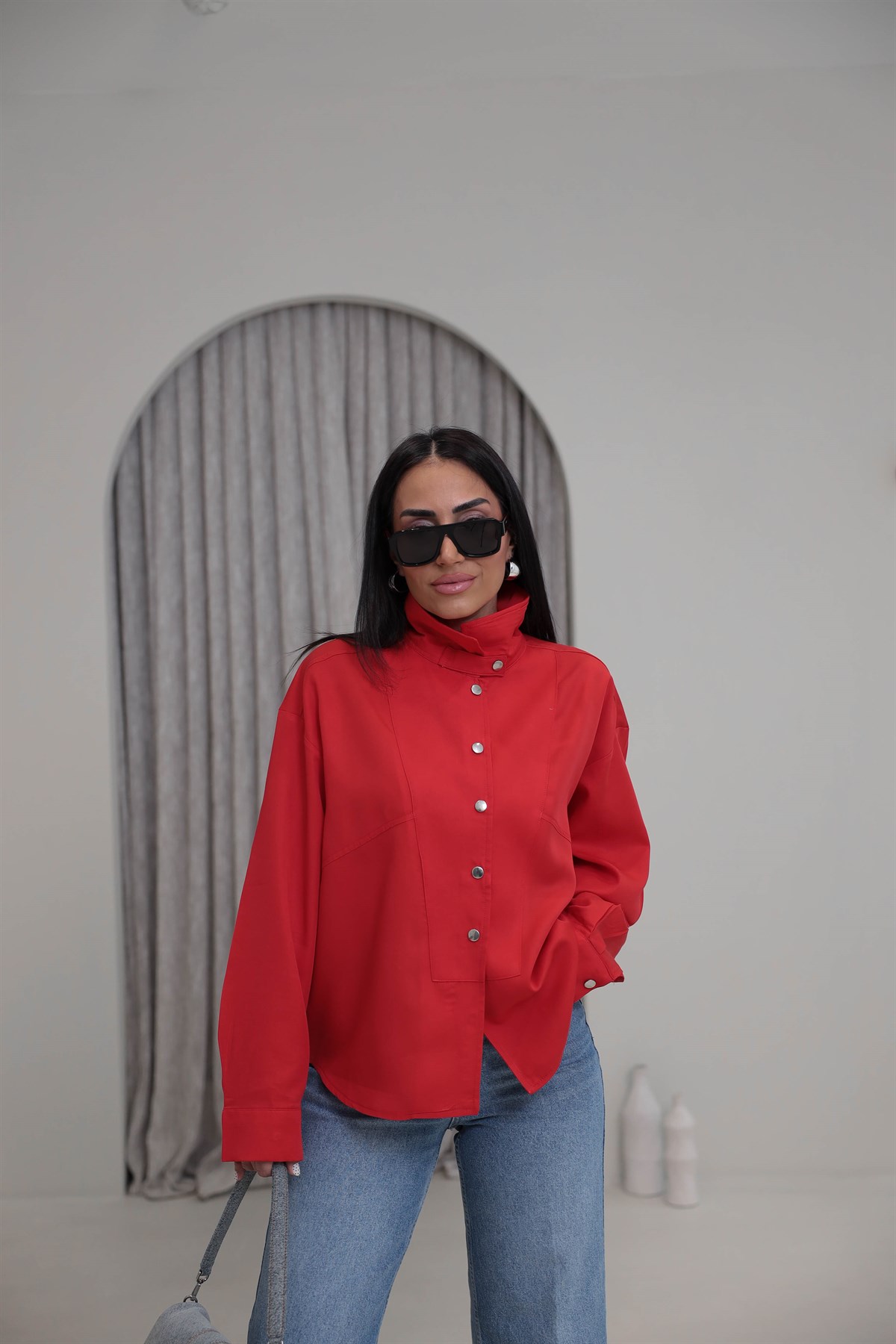 Dik Yaka Önden Çıtçıtlı Gömlek KIRMIZI
