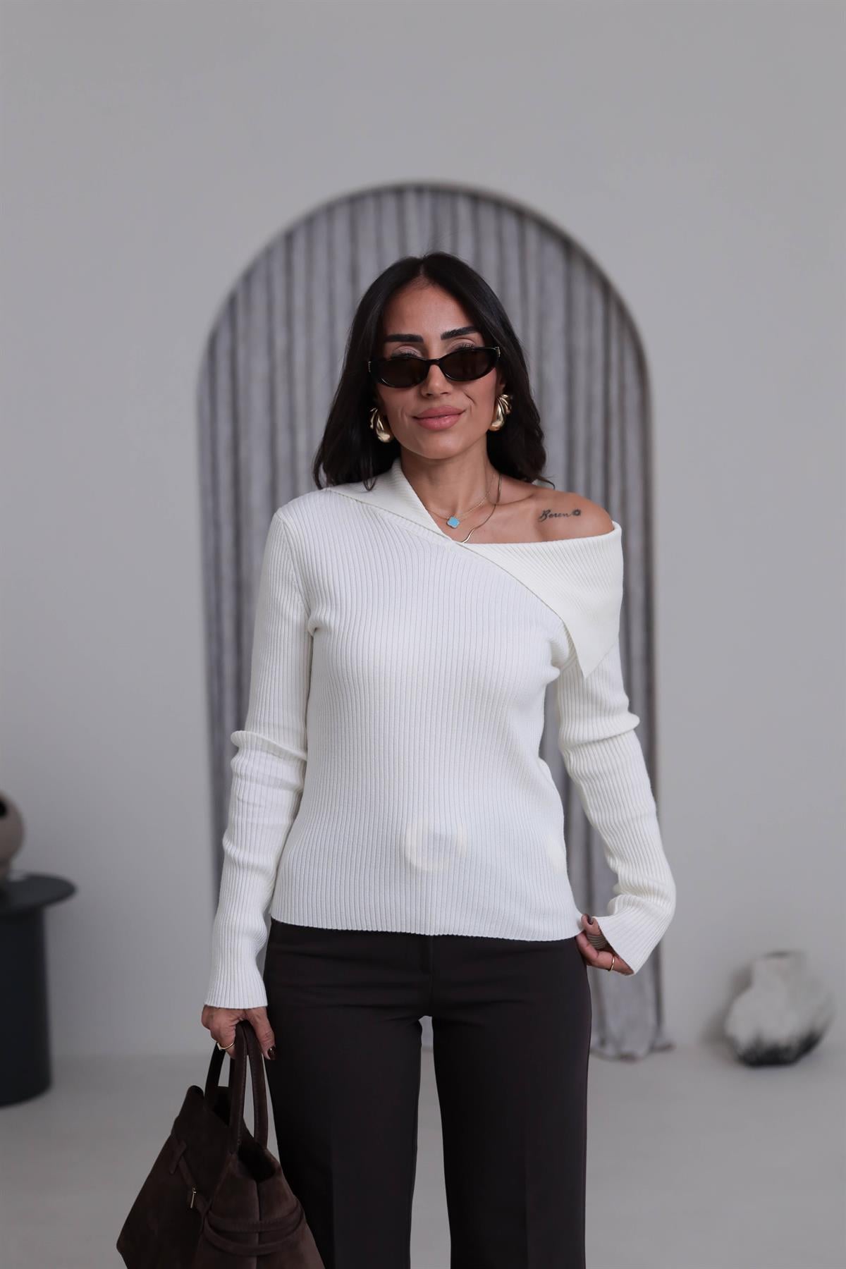 0815 Asimetrik Yaka Fitilli Triko Kazak EKRU