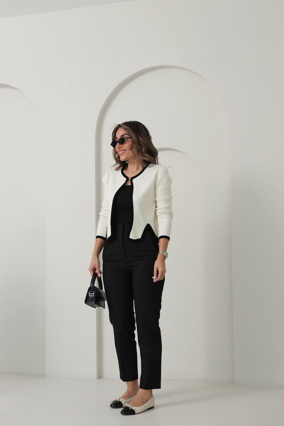 4625 Önden Kilit Detaylı Hırka KREM