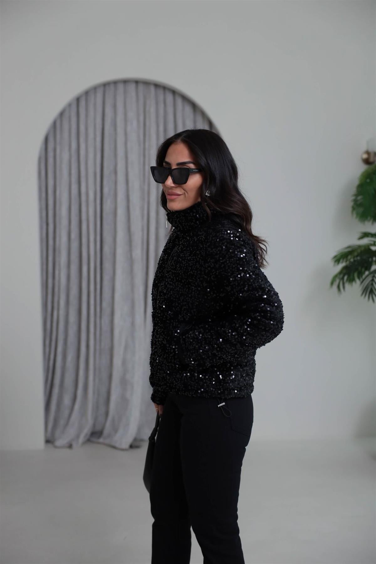 9544 Pullu Dik Yaka Şişme Mont SİYAH
