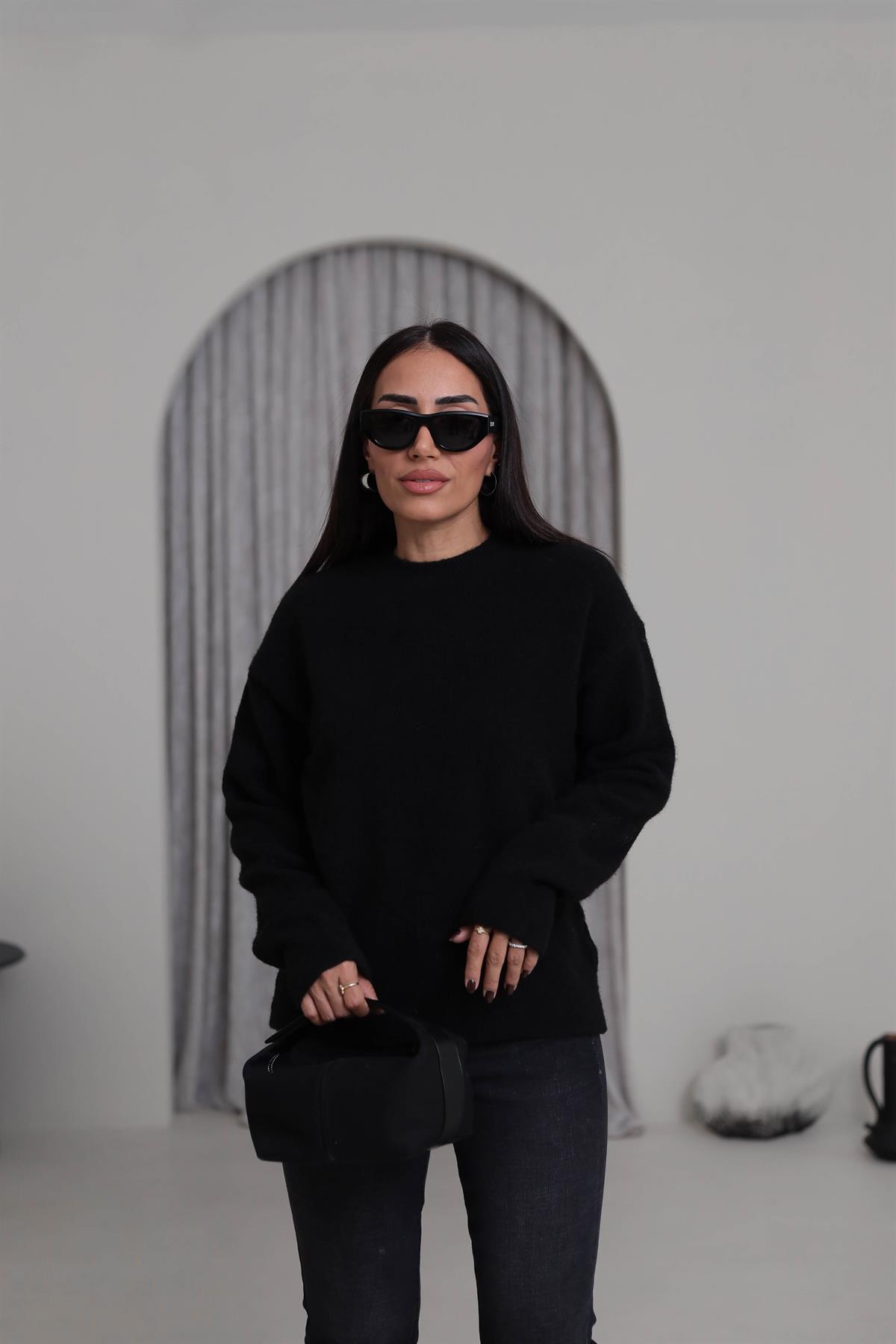 0640 Bisiklet Yaka Yumuşak Dokulu Triko Kazak SİYAH