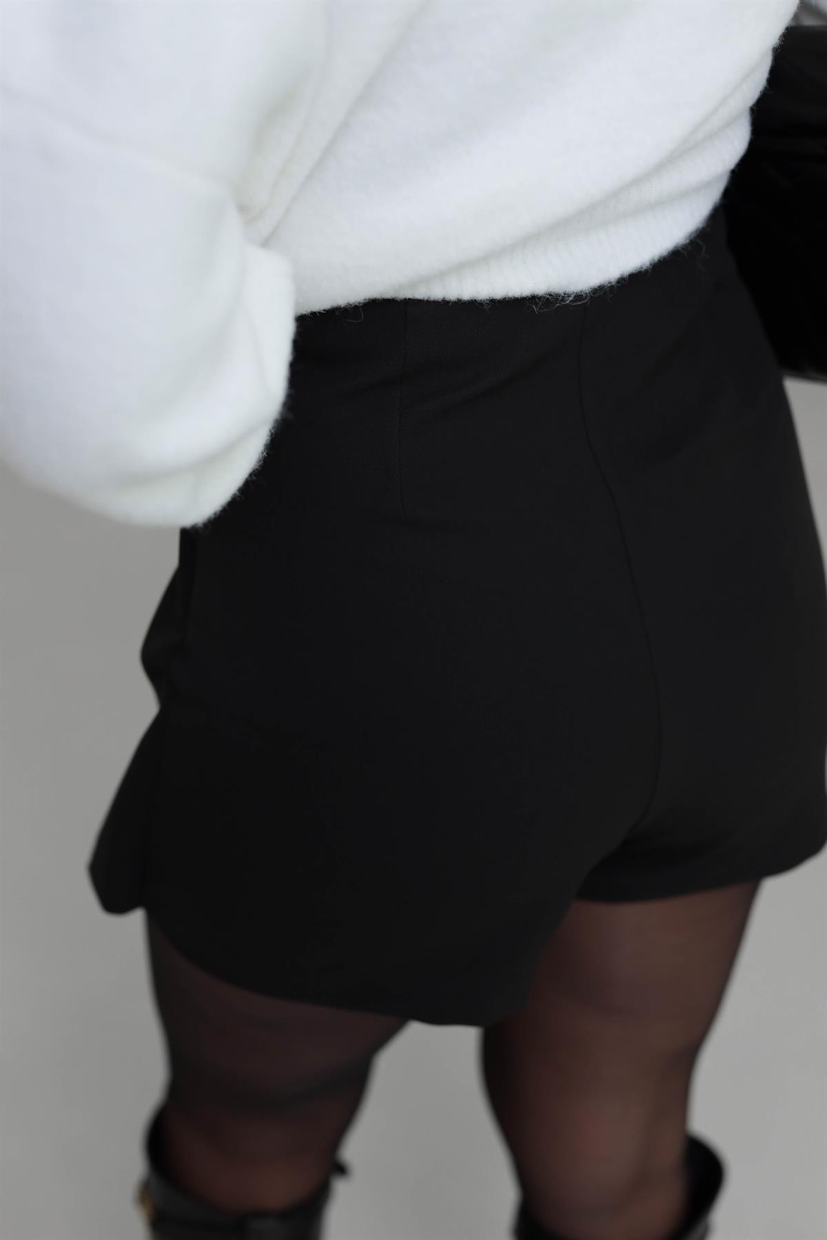 219 Gold Toka Detaylı Şort Etek SİYAH