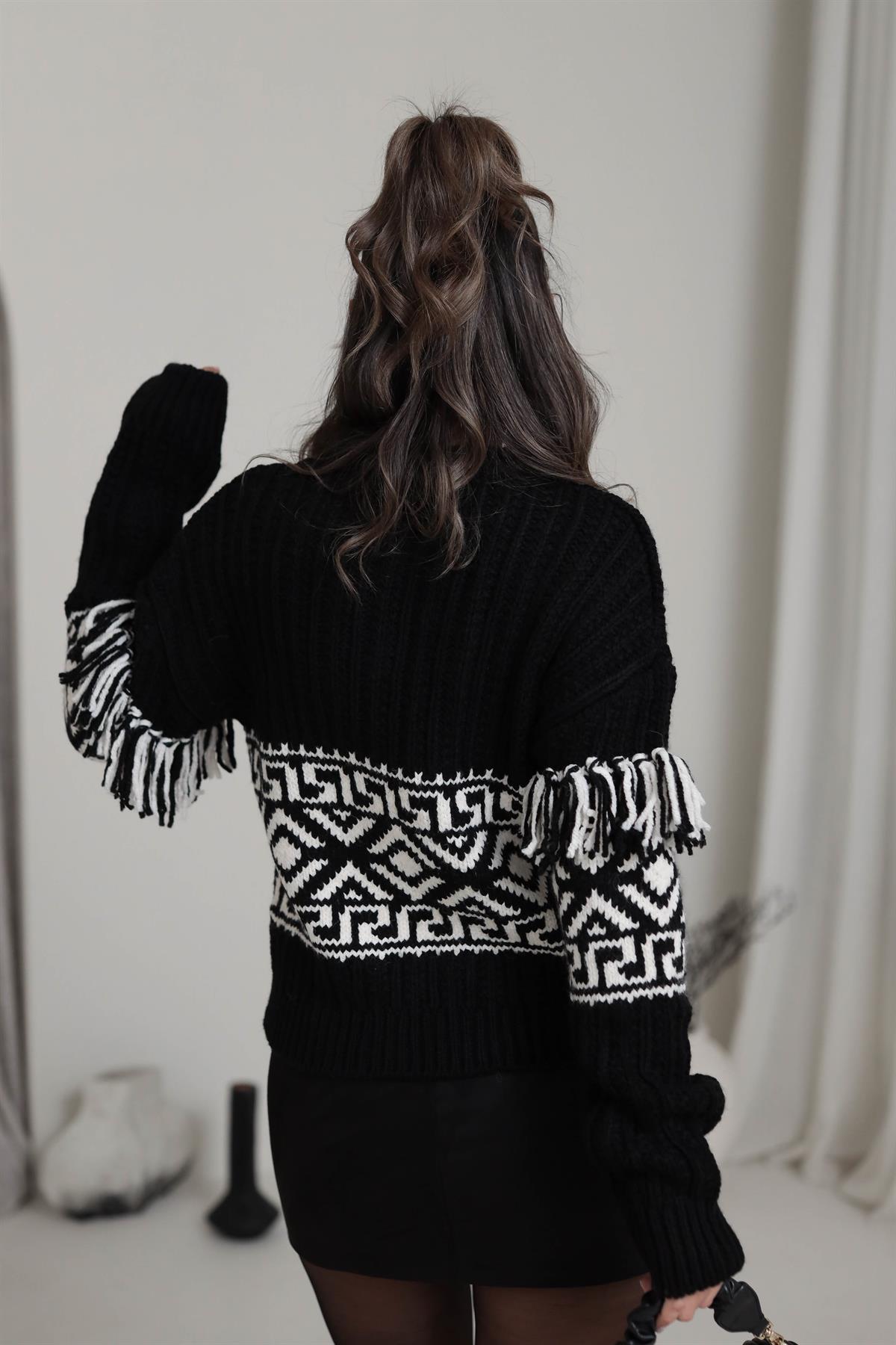 5194 Bisiklet Yaka Kolu Püsküllü Desenli Triko SİYAH