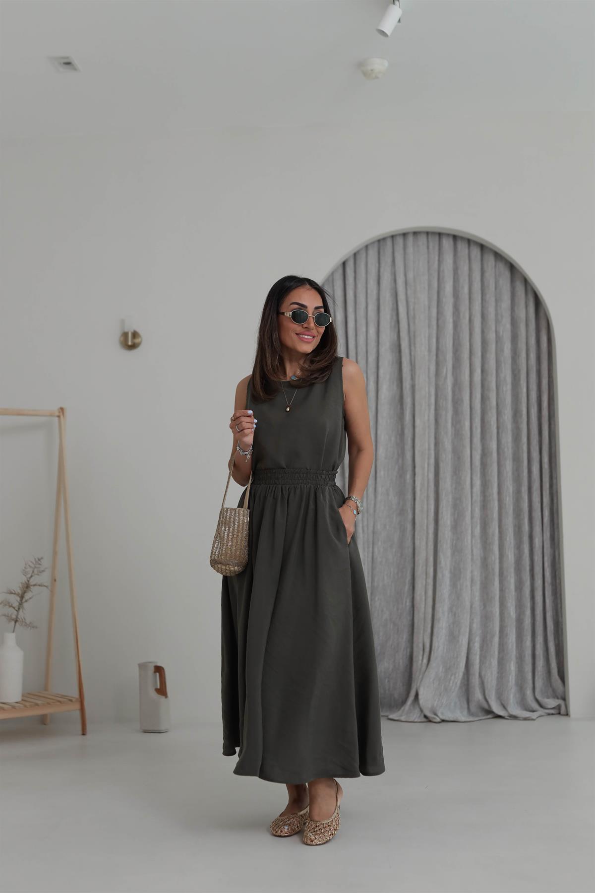 3510 Tencel Kumaş Sıfır Kol Bluz & Kloş Etekli Takım HAKİ YEŞİL