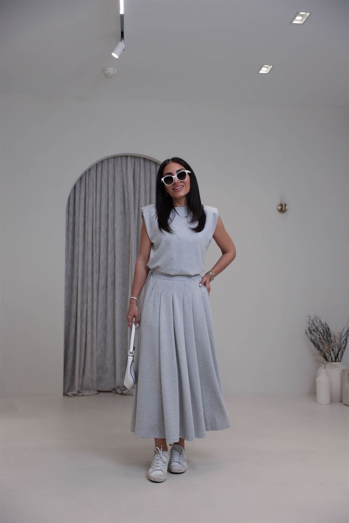 7150 Vatkalı Penye Bluz ve Pileli Etekli Takım GRİ