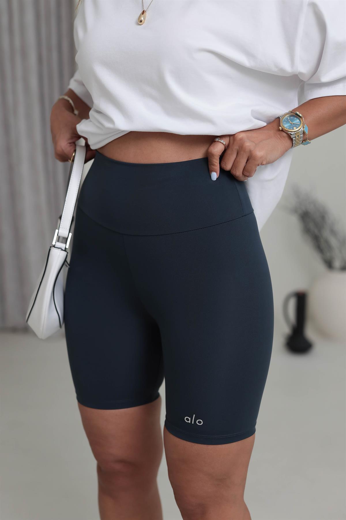 033 Yazı Baskılı Tayt Şort ANTRASİT