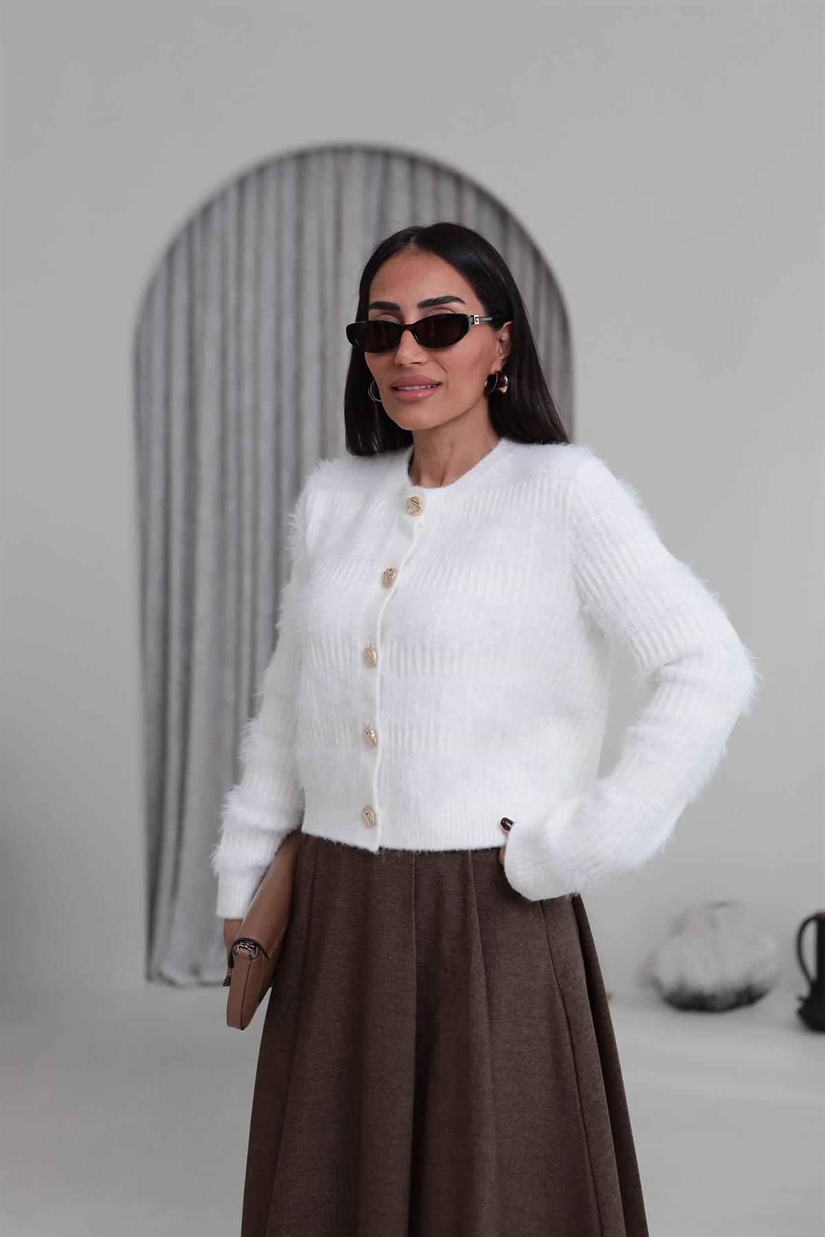 0990 Bisiklet Yaka Yumuşak Dokulu Gold Düğmeli Triko Hırka EKRU