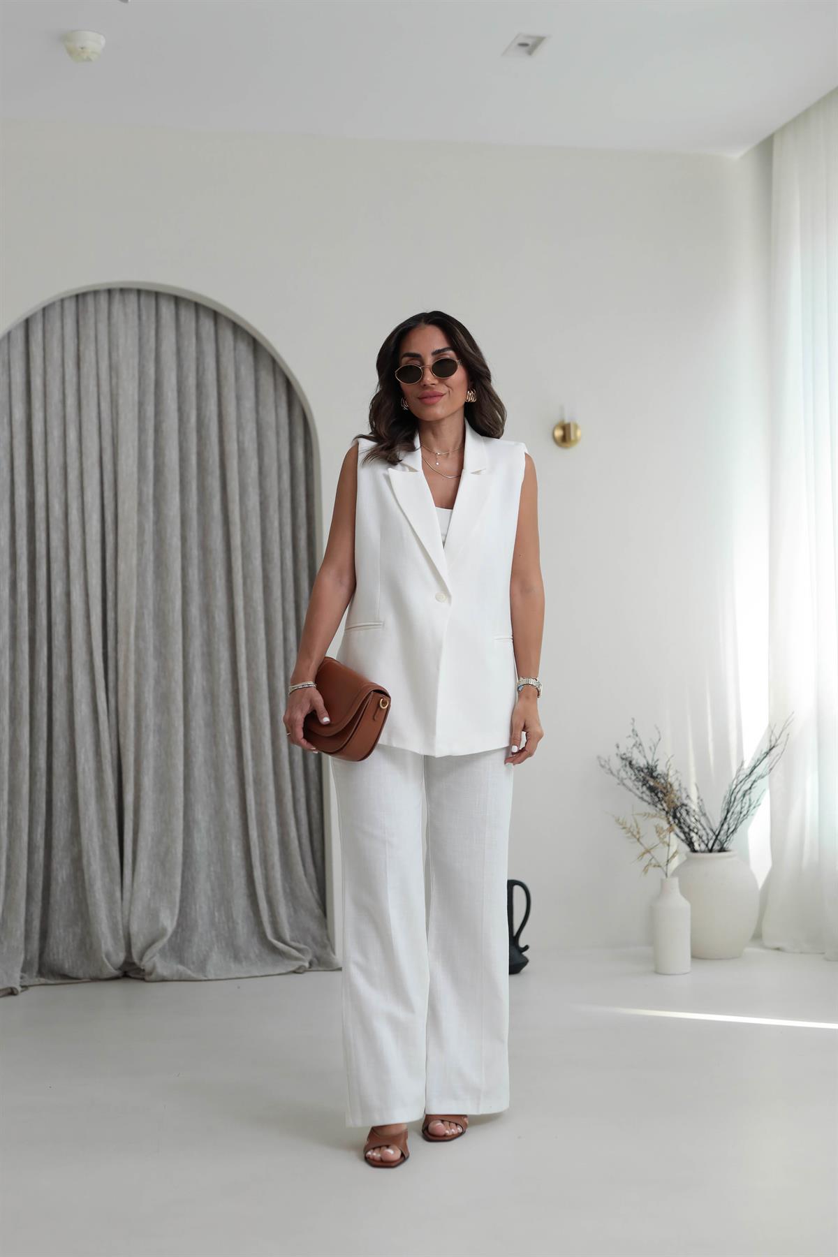 Omuz Vatkalı Yelek Keten Takım BEYAZ