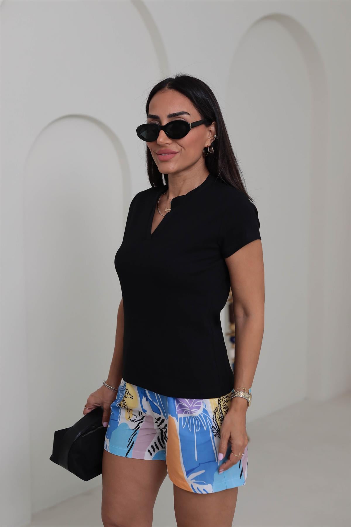 6773 Ribanalı V Yaka Kısa Kol Bluz SİYAH