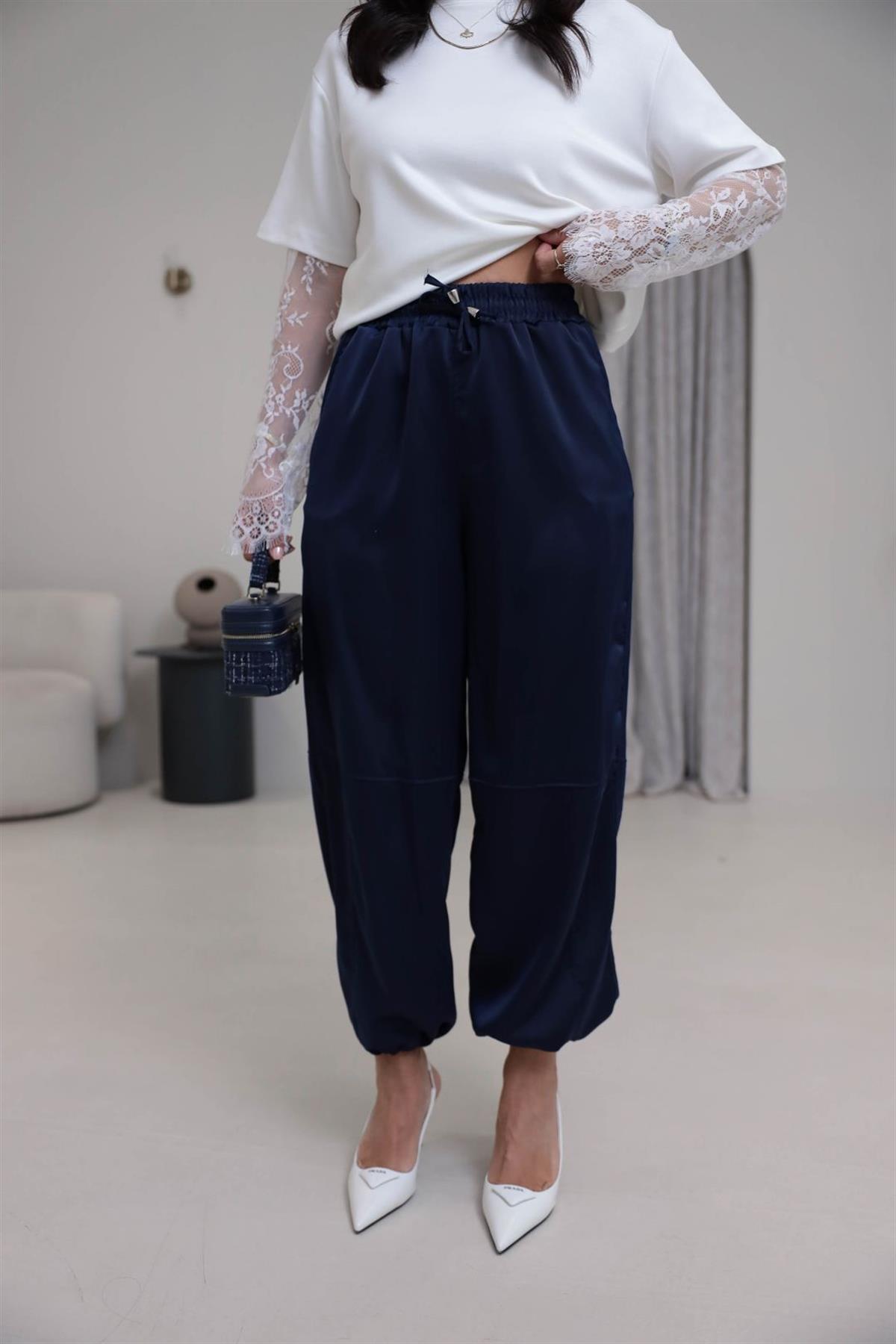 1121 Paça Büzgülü Bel Lastikli Saten Pantolon LACİVERT